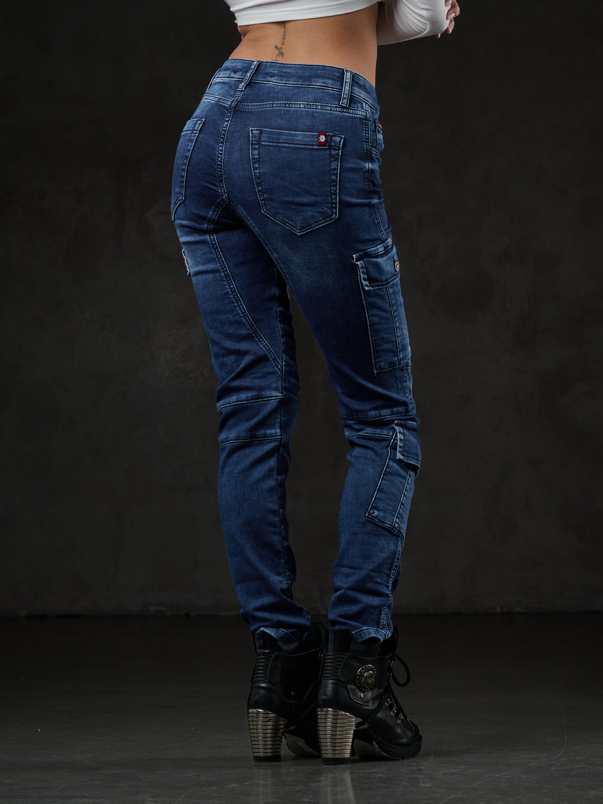WD531 Basic Women's Jeans with Cargopocket