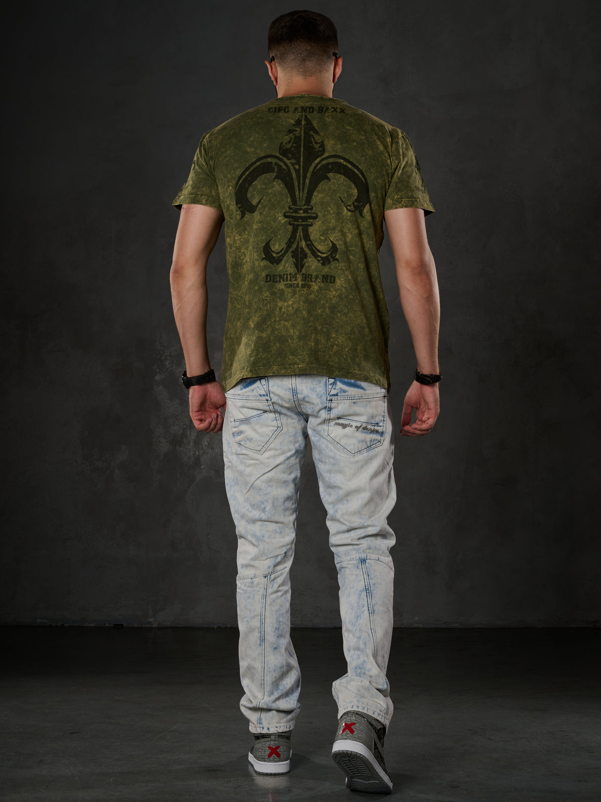 CD272 Herren bequeme Jeans mit bestickten Nähten in Straight Fit