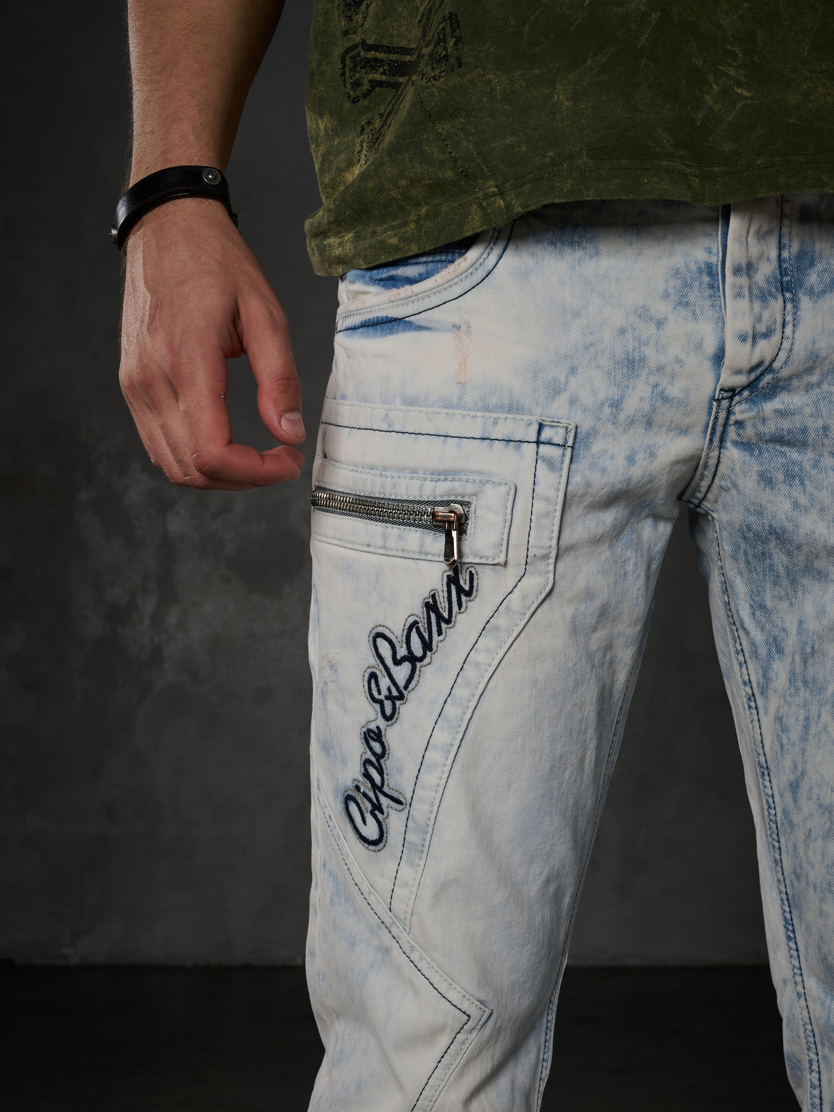 CD272 Herren bequeme Jeans mit bestickten Nähten in Straight Fit