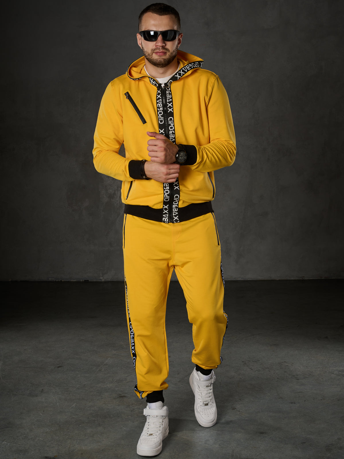 Clr131 abita da jogging da uomo, in look cool