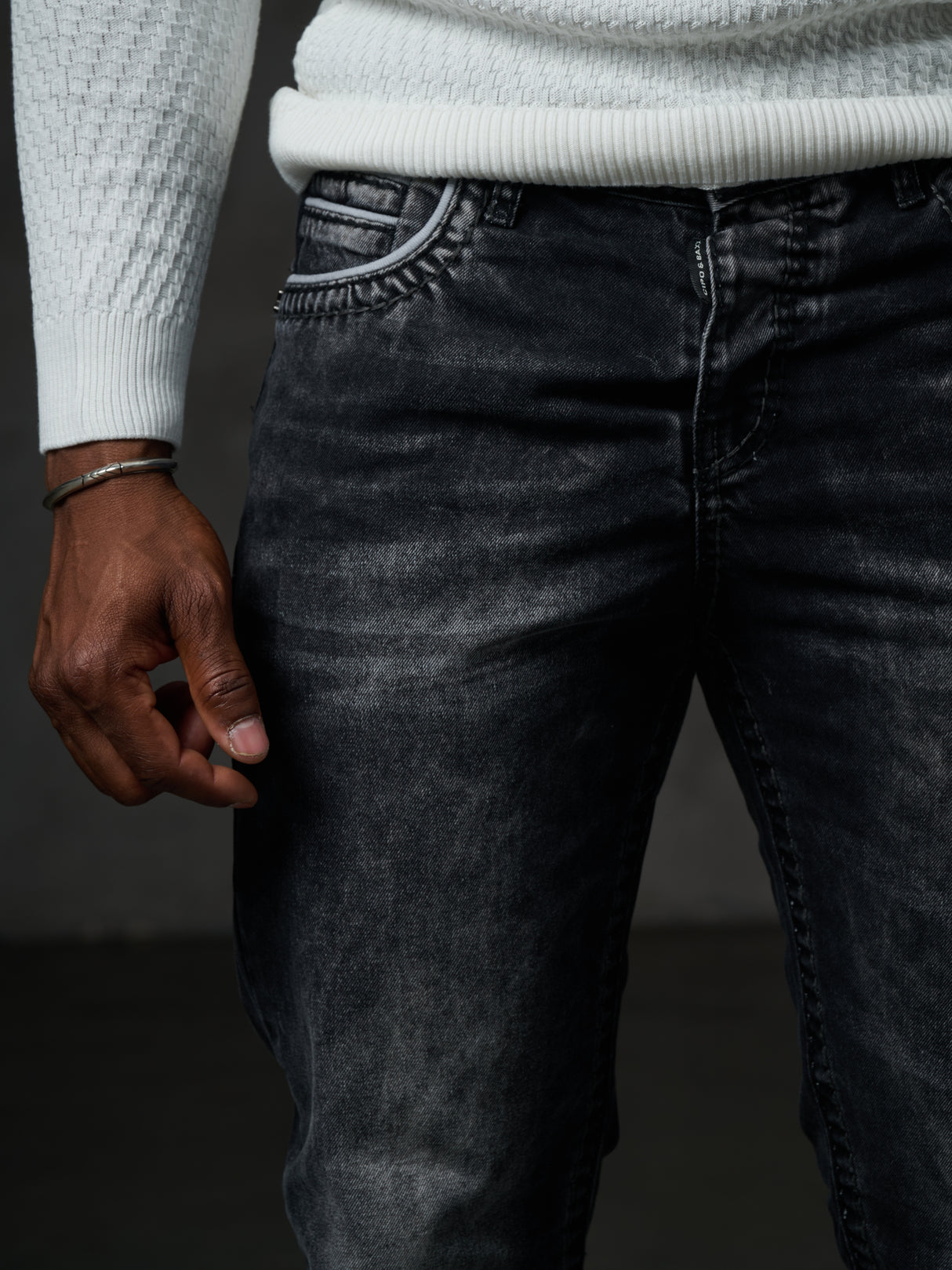 CD148 Comfortabele Heren Jeans met Contraststiksels in Straight-Fit