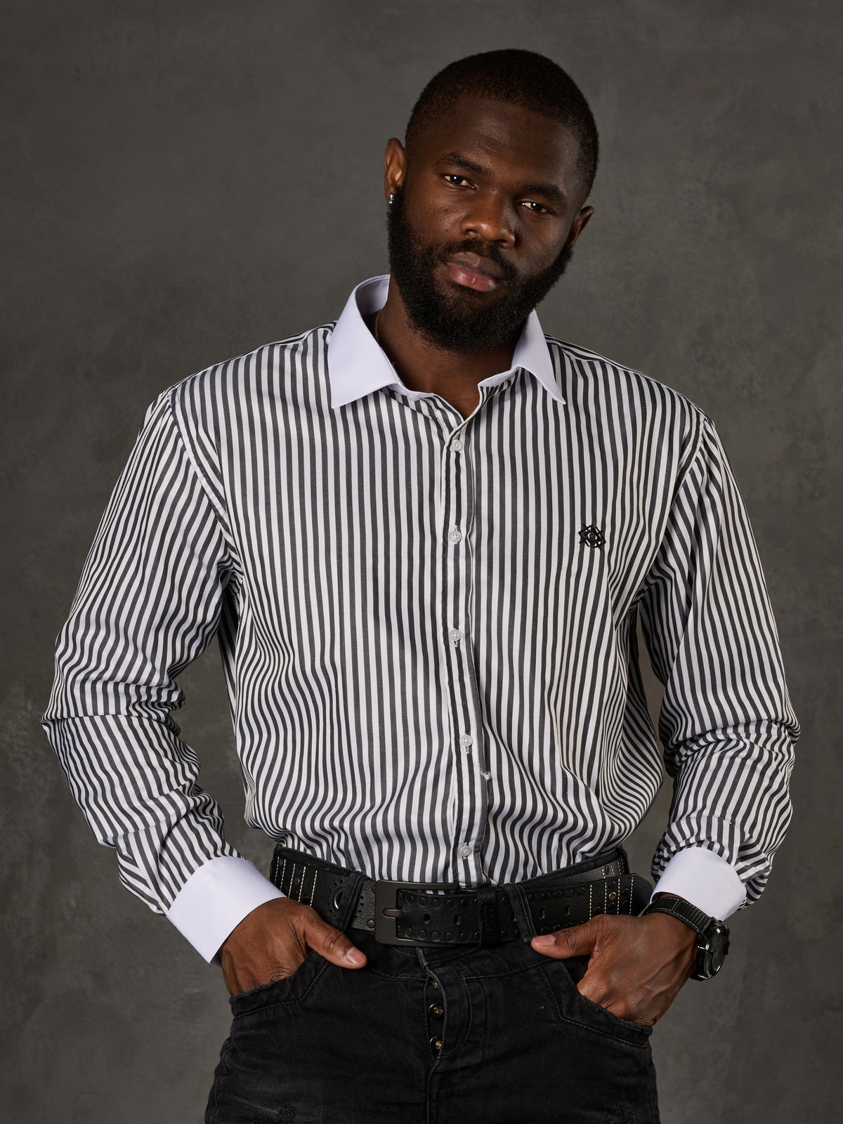 CH192 Camisa para hombres con diseño de línea