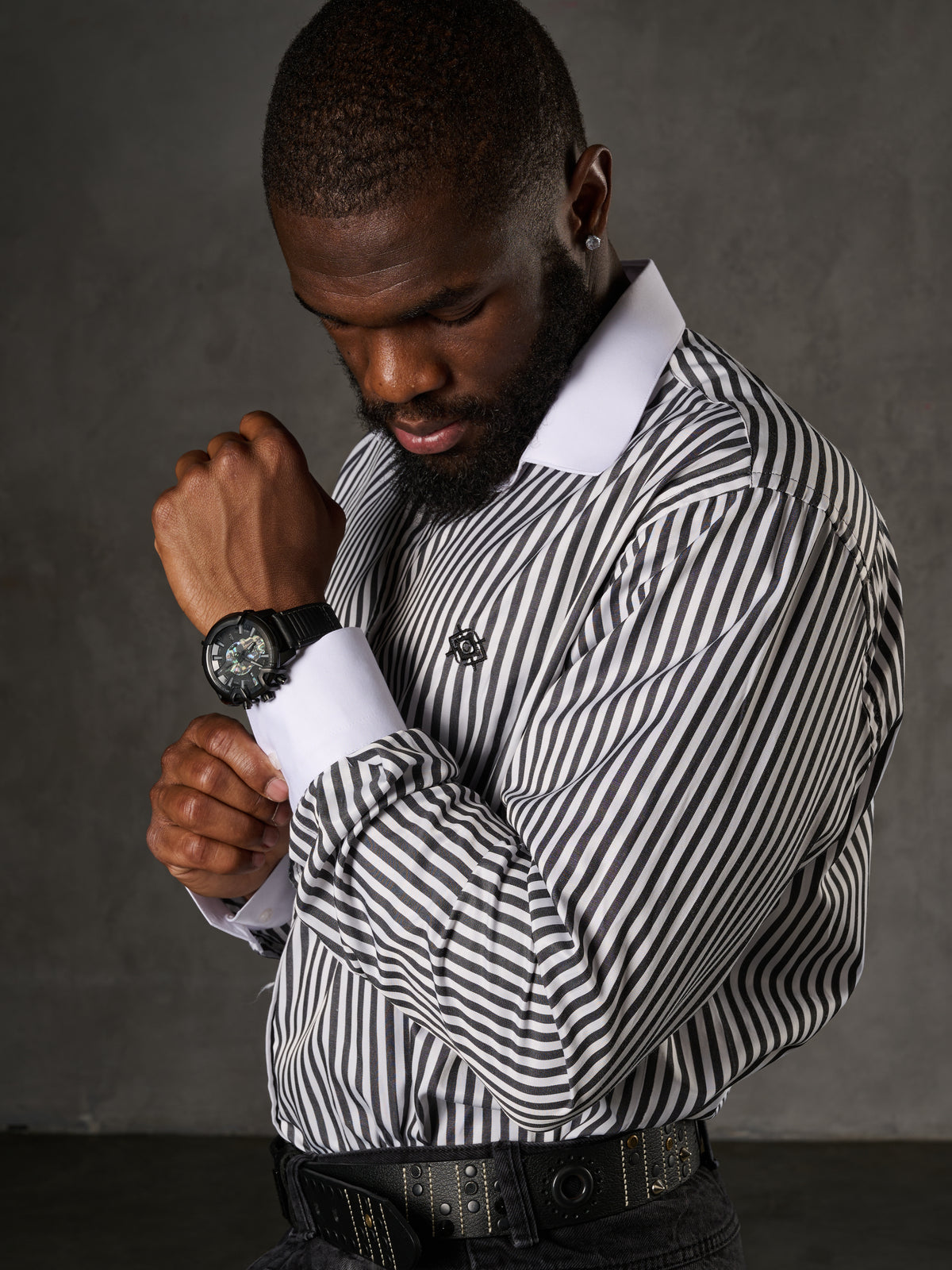 CH192 Camisa para hombres con diseño de línea