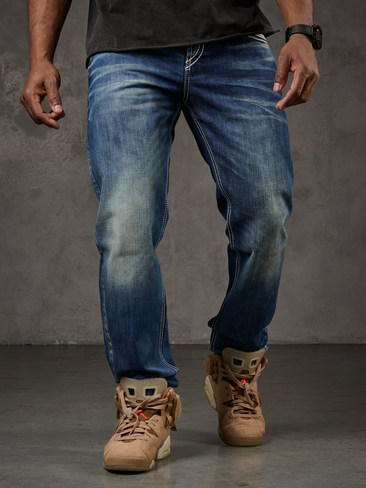 CD184 Herren bequeme Jeans mit abgesetzten Ziernähten in Straight Fit