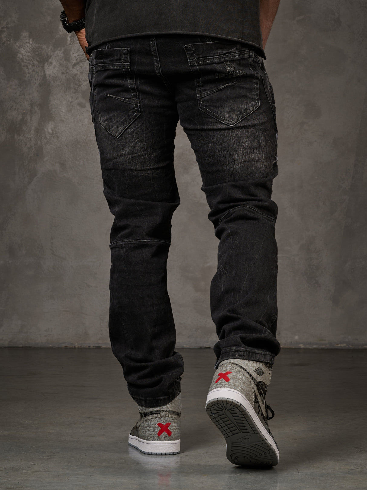 CD491 spodnie slim-fit