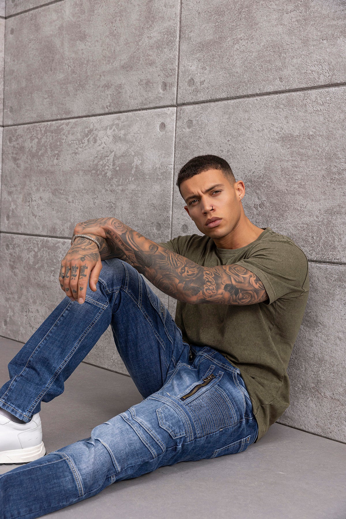 CD844 Straight Fit Jeans mit Reißverschluss
