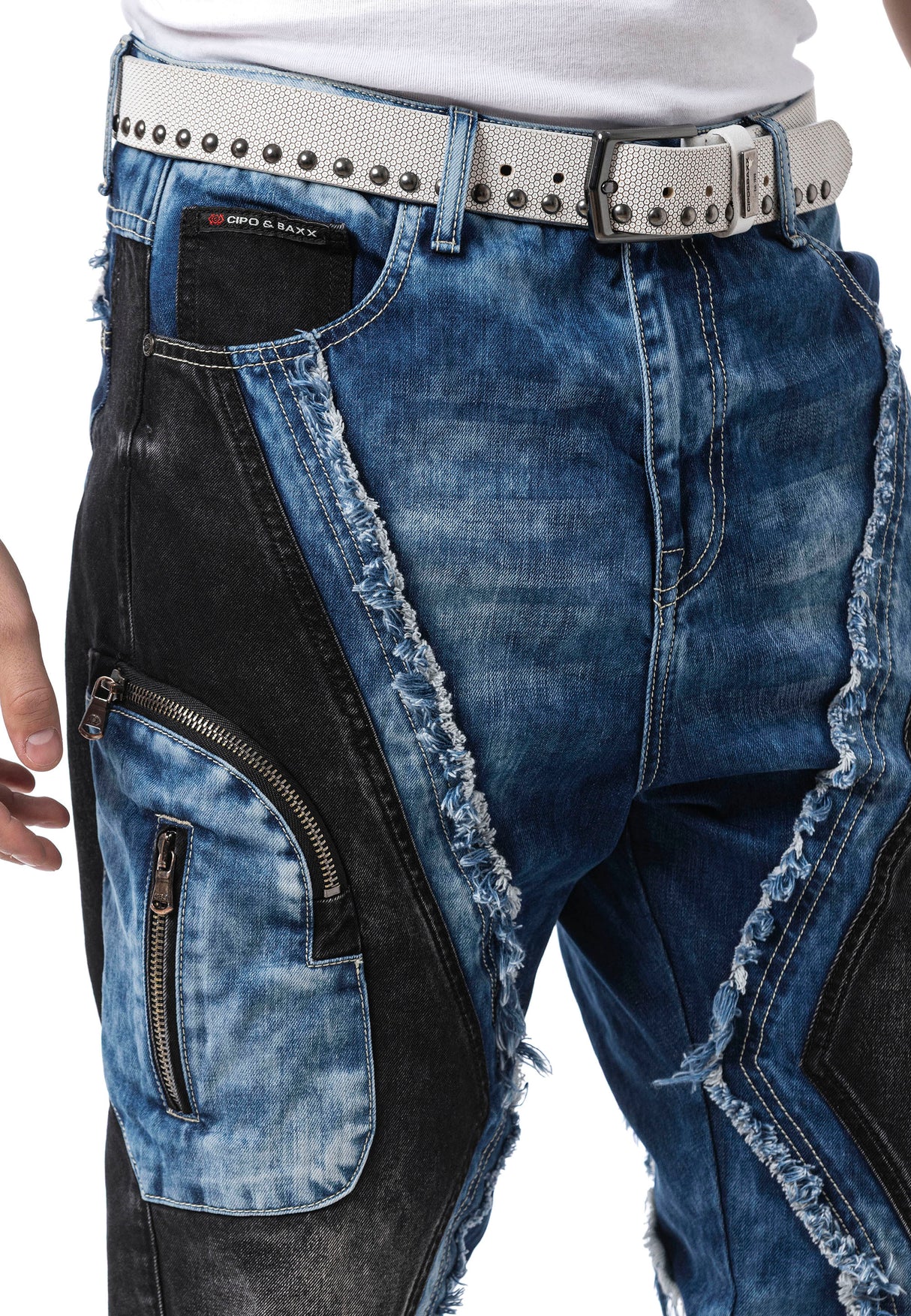 CD909 Jeans para Hombre – Corte Loose Fit con Paneles Contrastados y Cremalleras