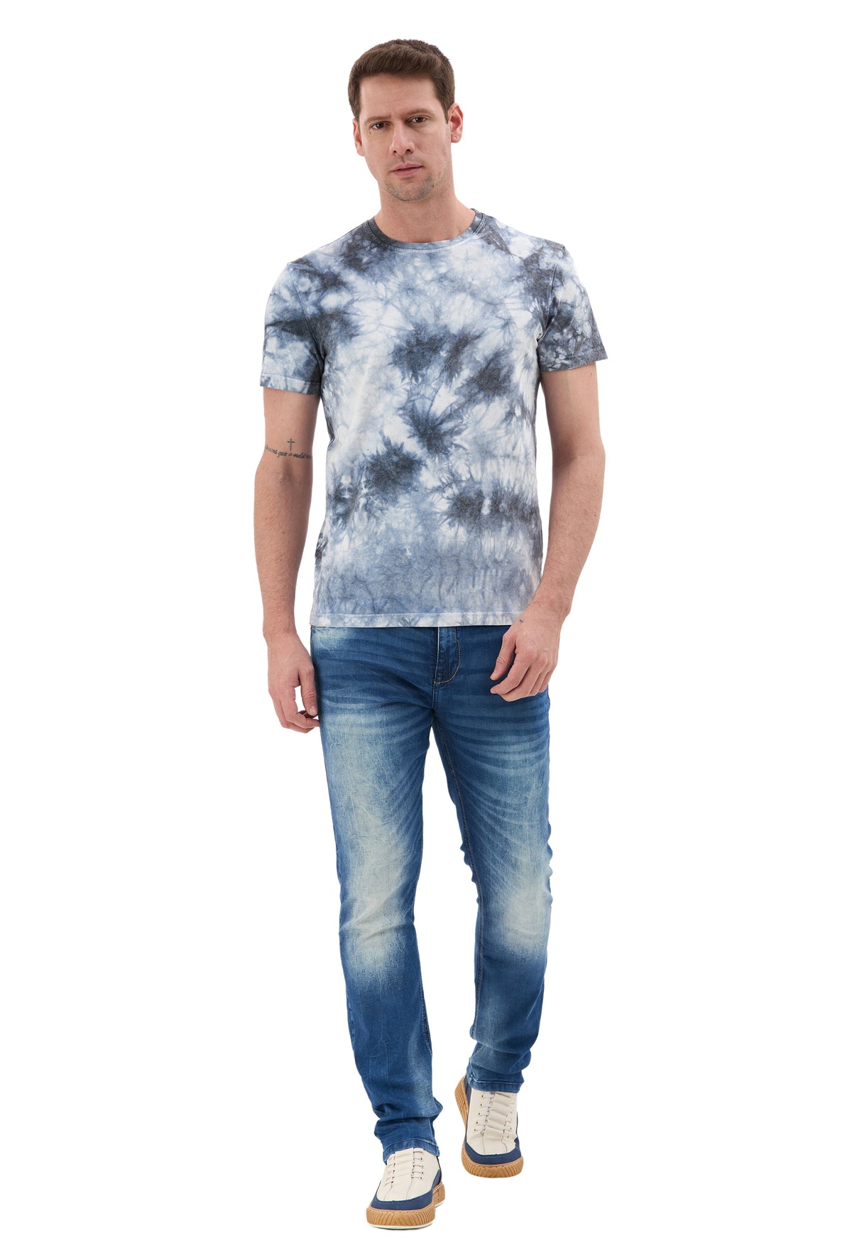 CT864 Camiseta de Hombre – Estilo Tie‑Dye Azul y Blanco