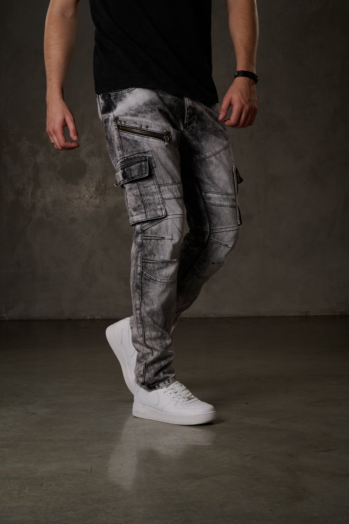 CD679 bequeme Jeans in trendiger Used-Optik