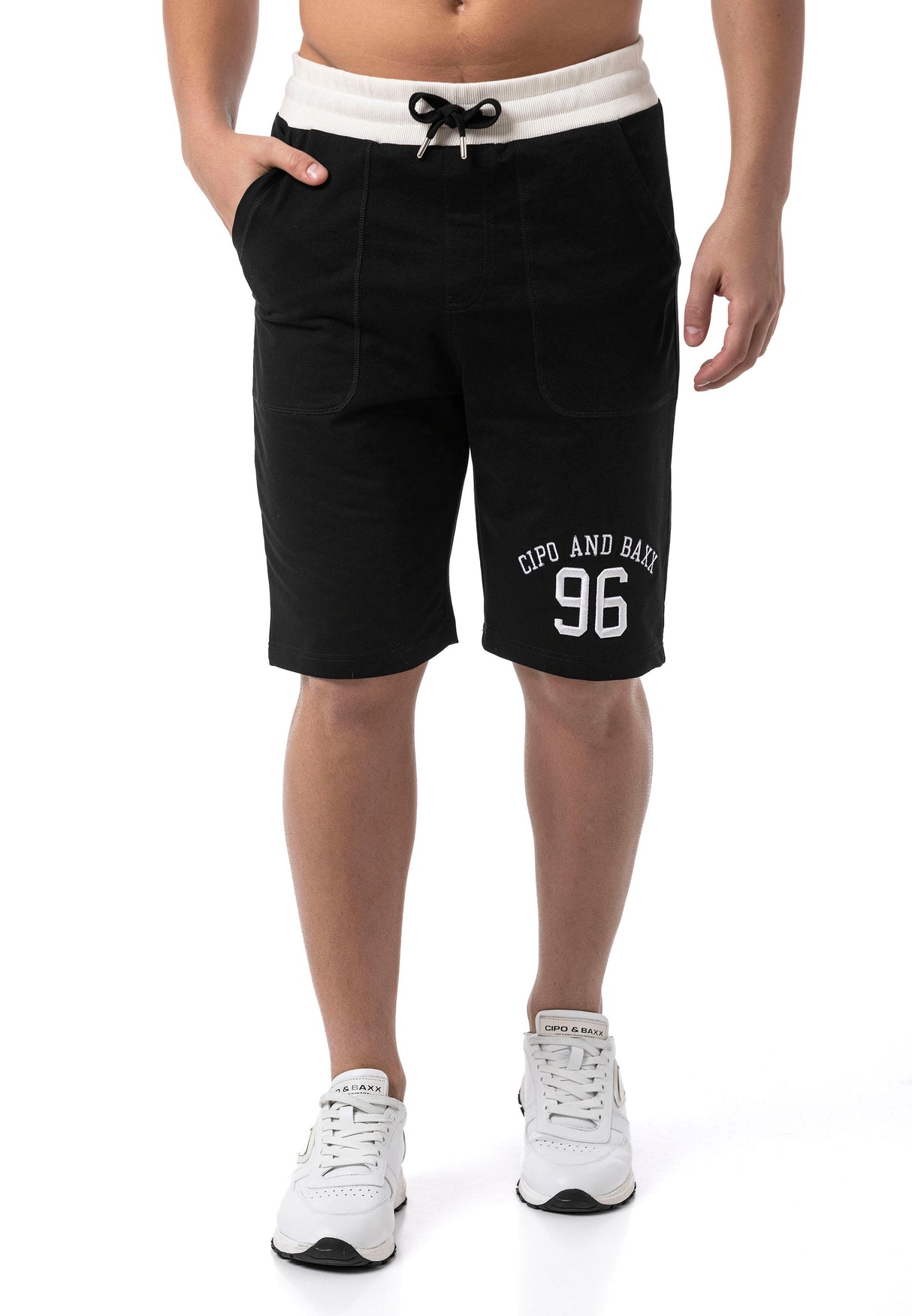 CK300-Heren Shorts in Straight Fit met borduursel
