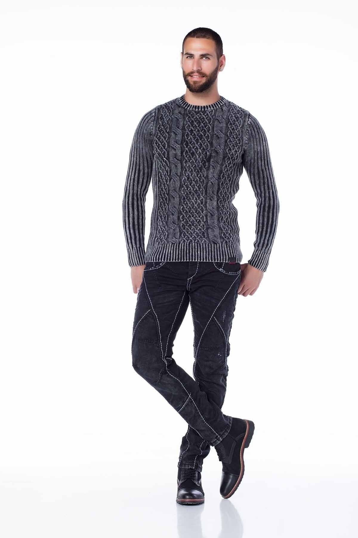 CD288 jeansy z ozdobnym przeszyciem