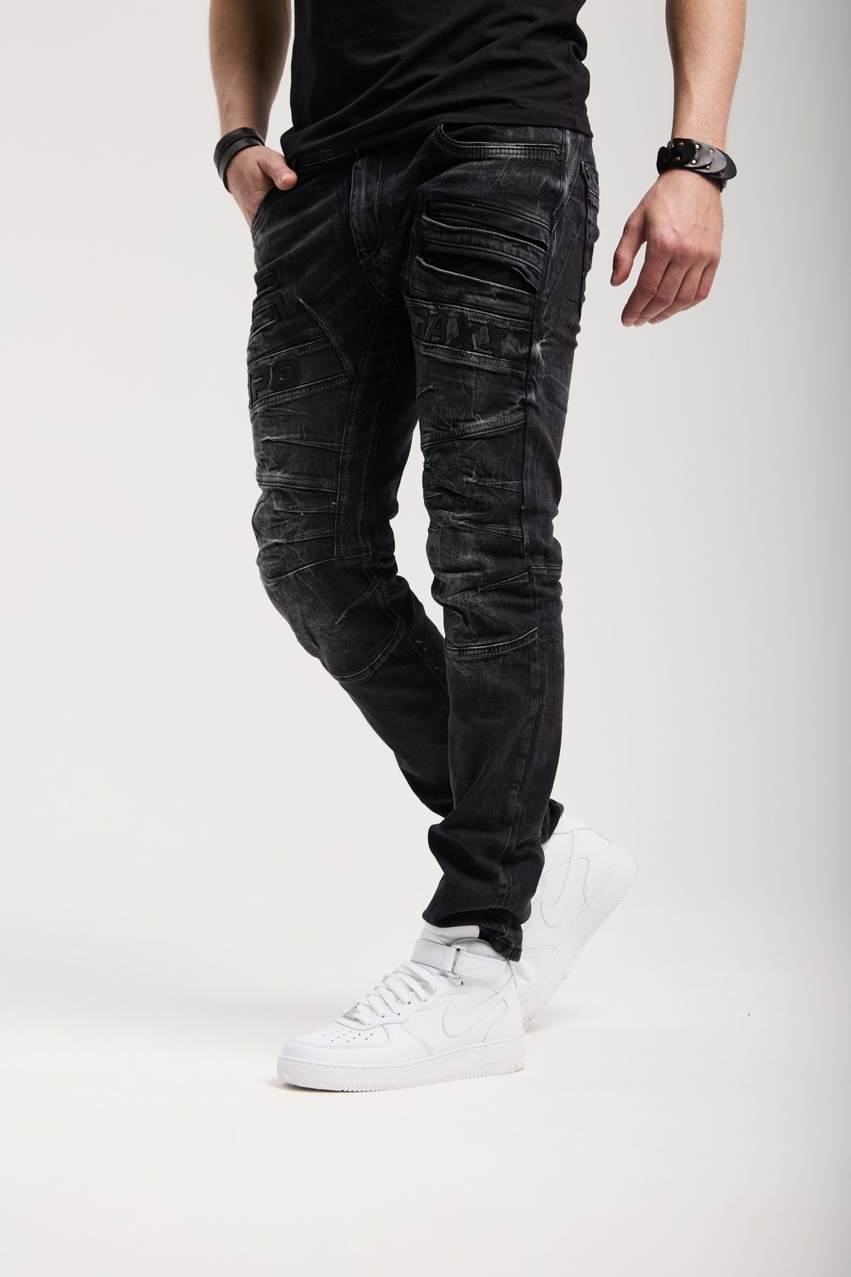CD491 spodnie slim-fit