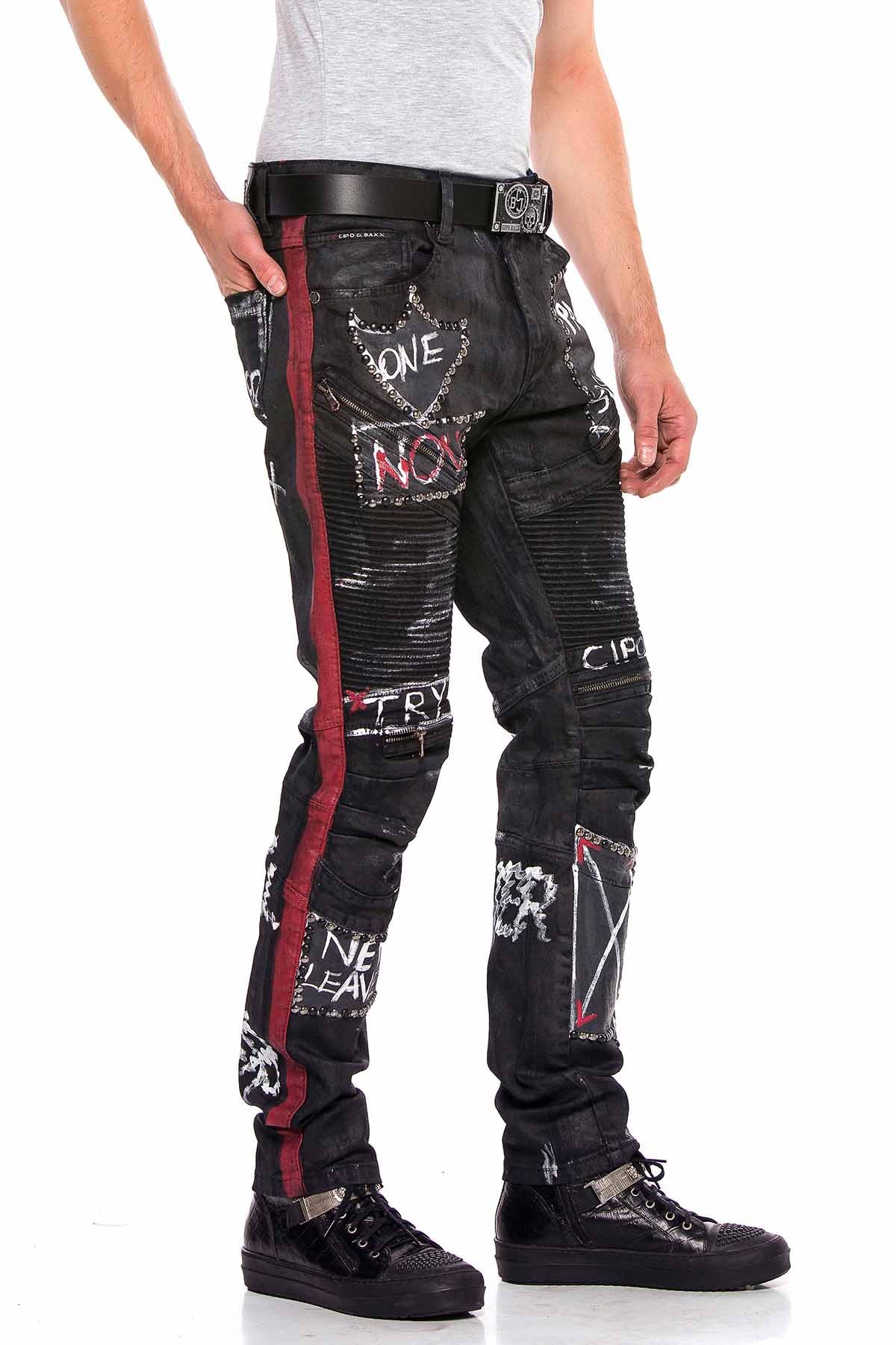 CD571 jeansy z farbą i napisami