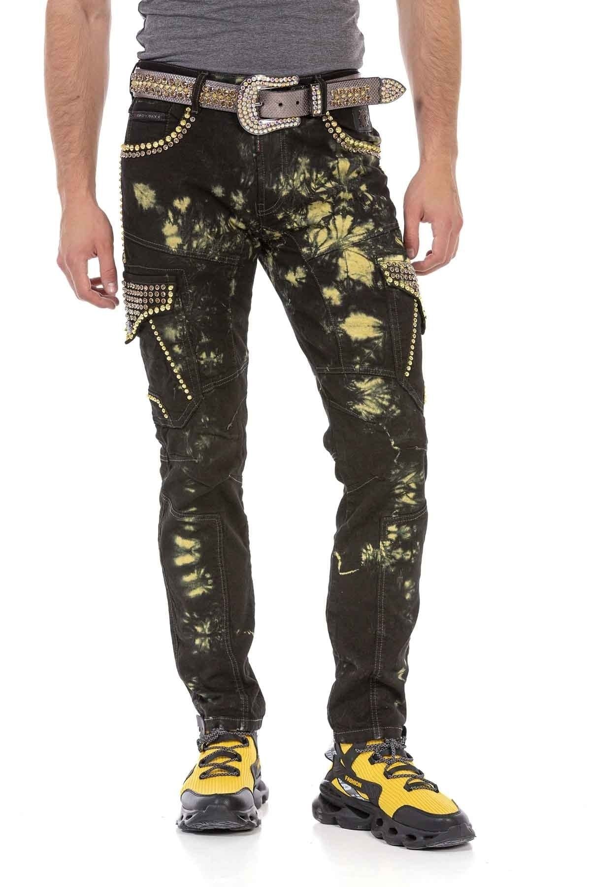 CD677 jeansy o prostym kroju z przyciągającym wzrok spraniem