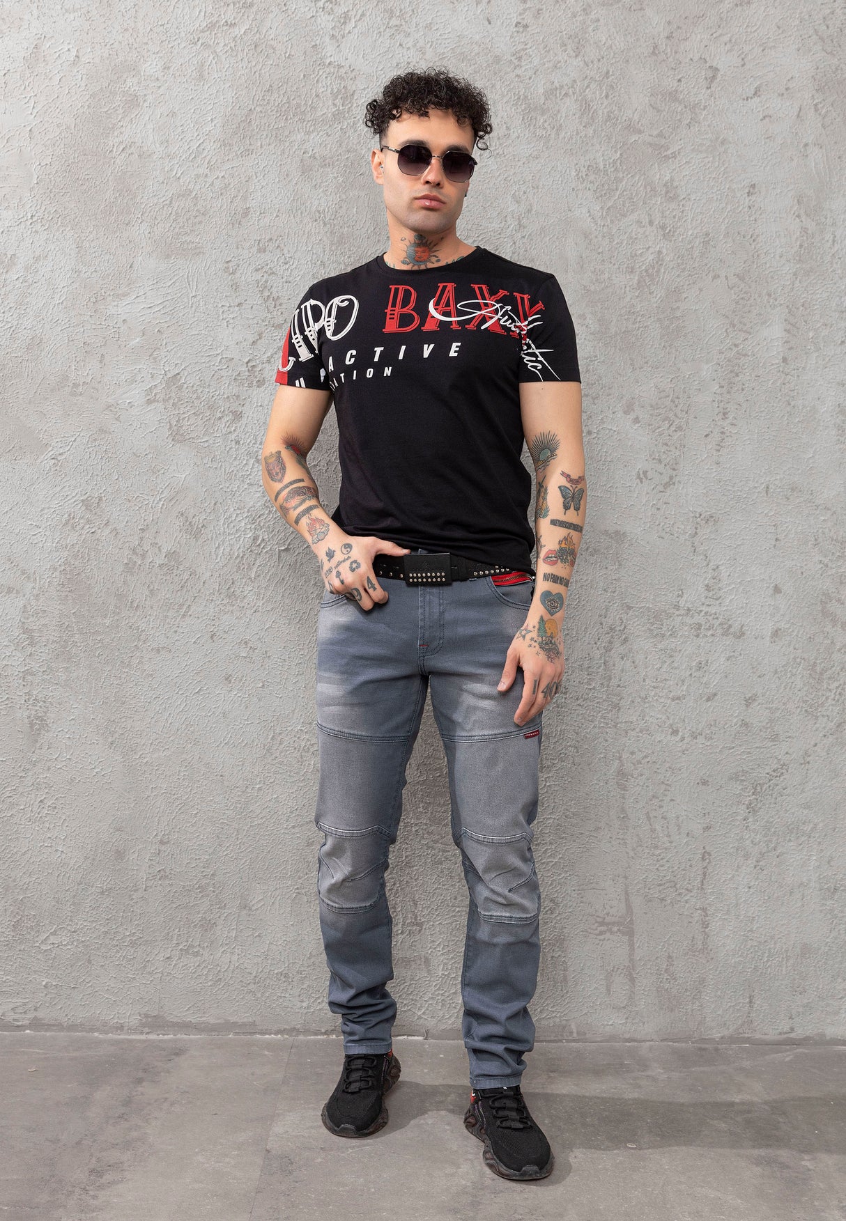 CD699 jeansy proste z ozdobnymi szwami