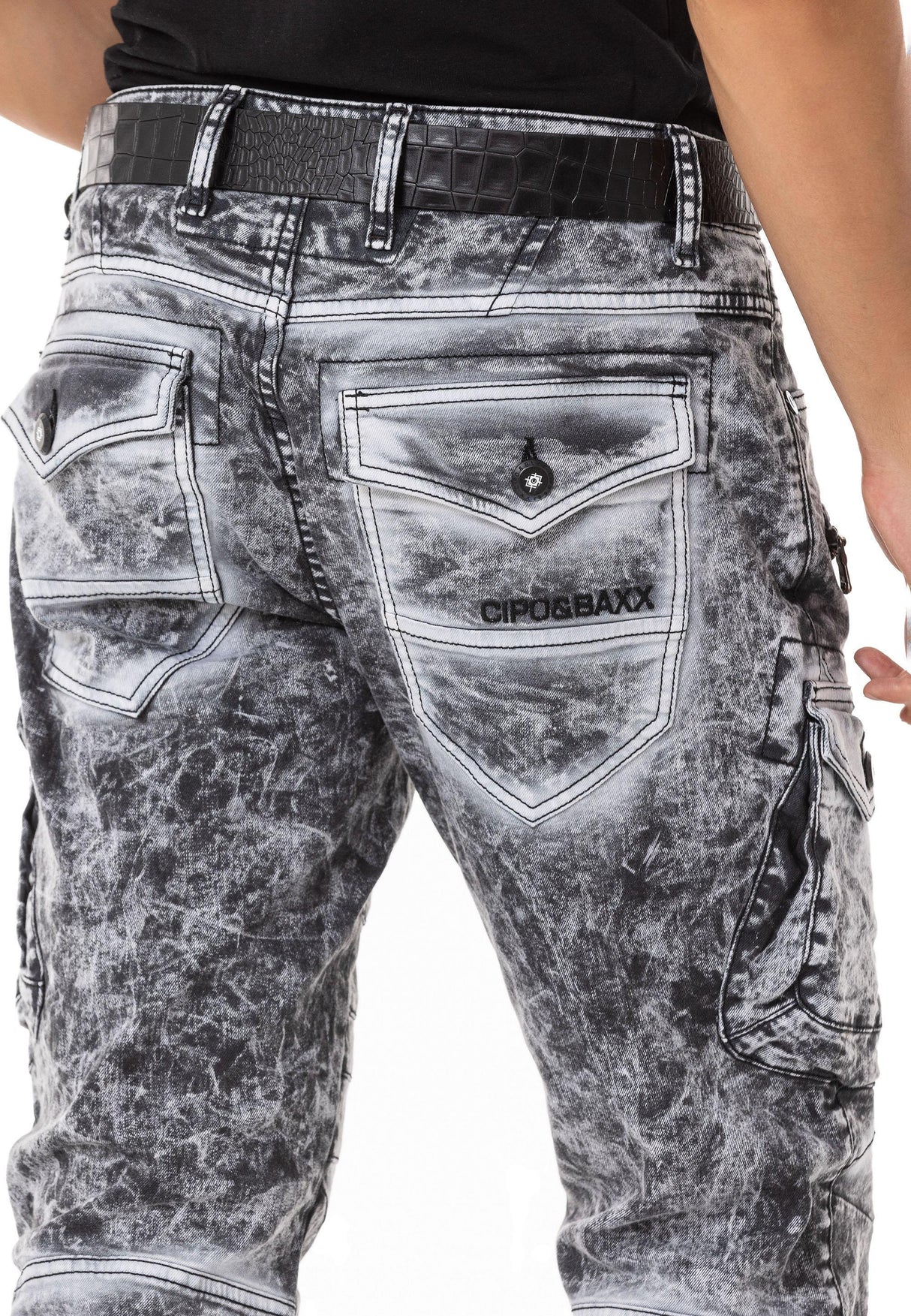 CD780 Herren Straight-Jeans mit trendigen Cargotaschen