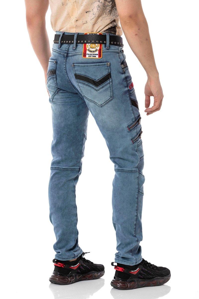 CD795 Herren Jeans Freizeithose mit Stickerei Elementen im Bikerstyle