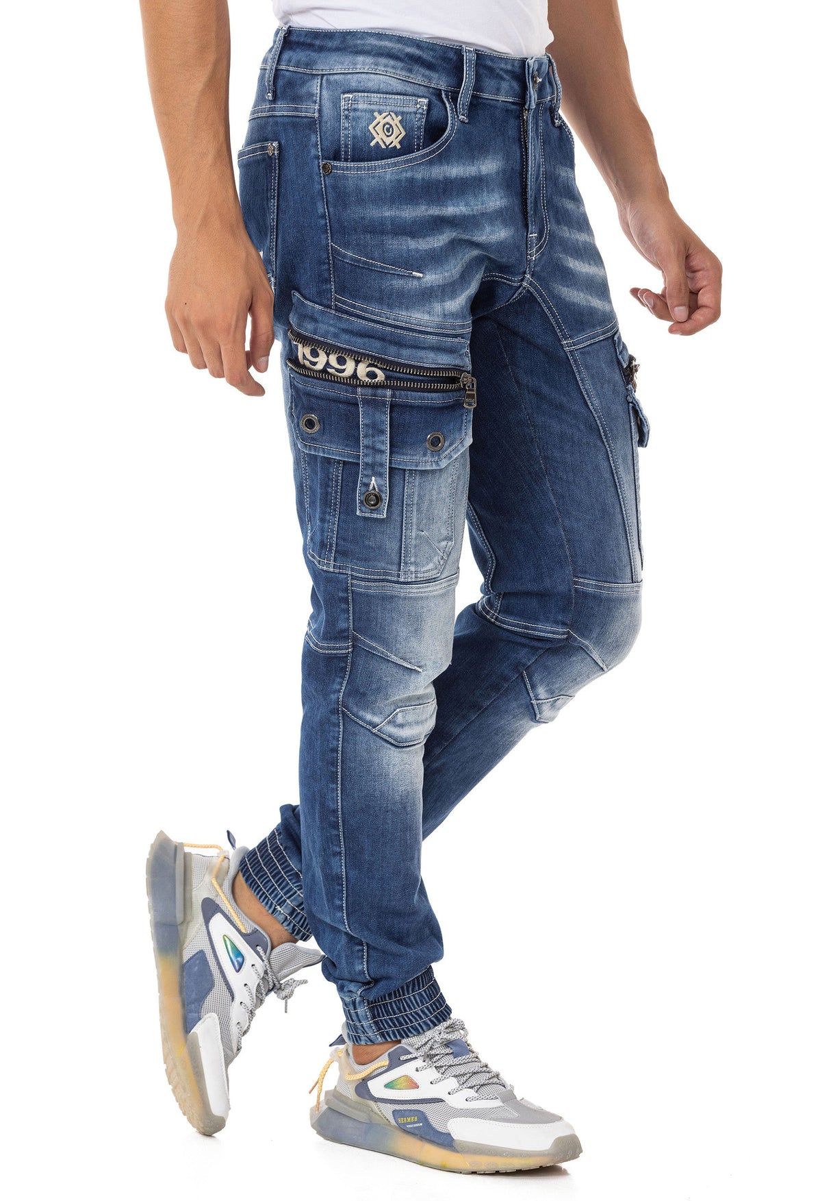 CD845 jeansy ze ściągaczami