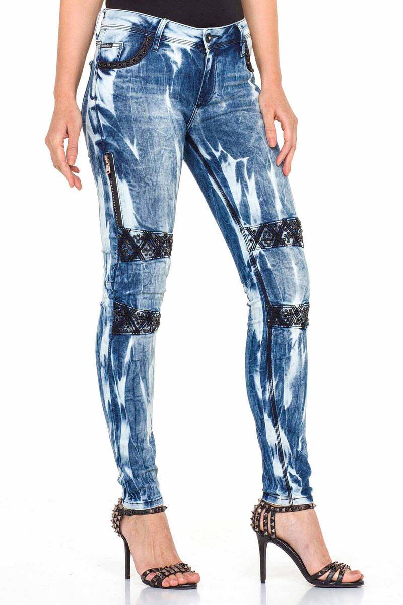 WD368 jeansy damskie z modnym haftem