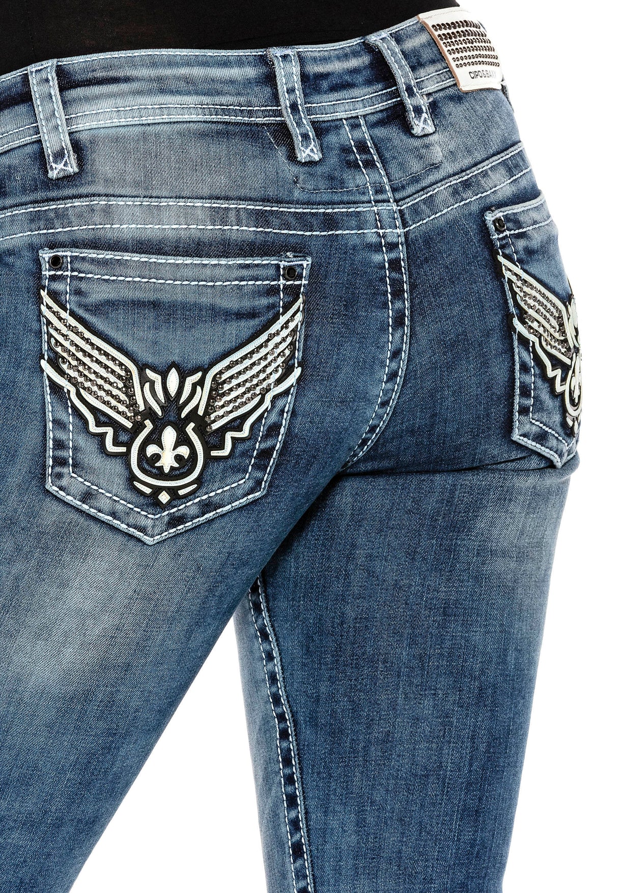WD401–Damen Jeans mit Strass und Stickerei