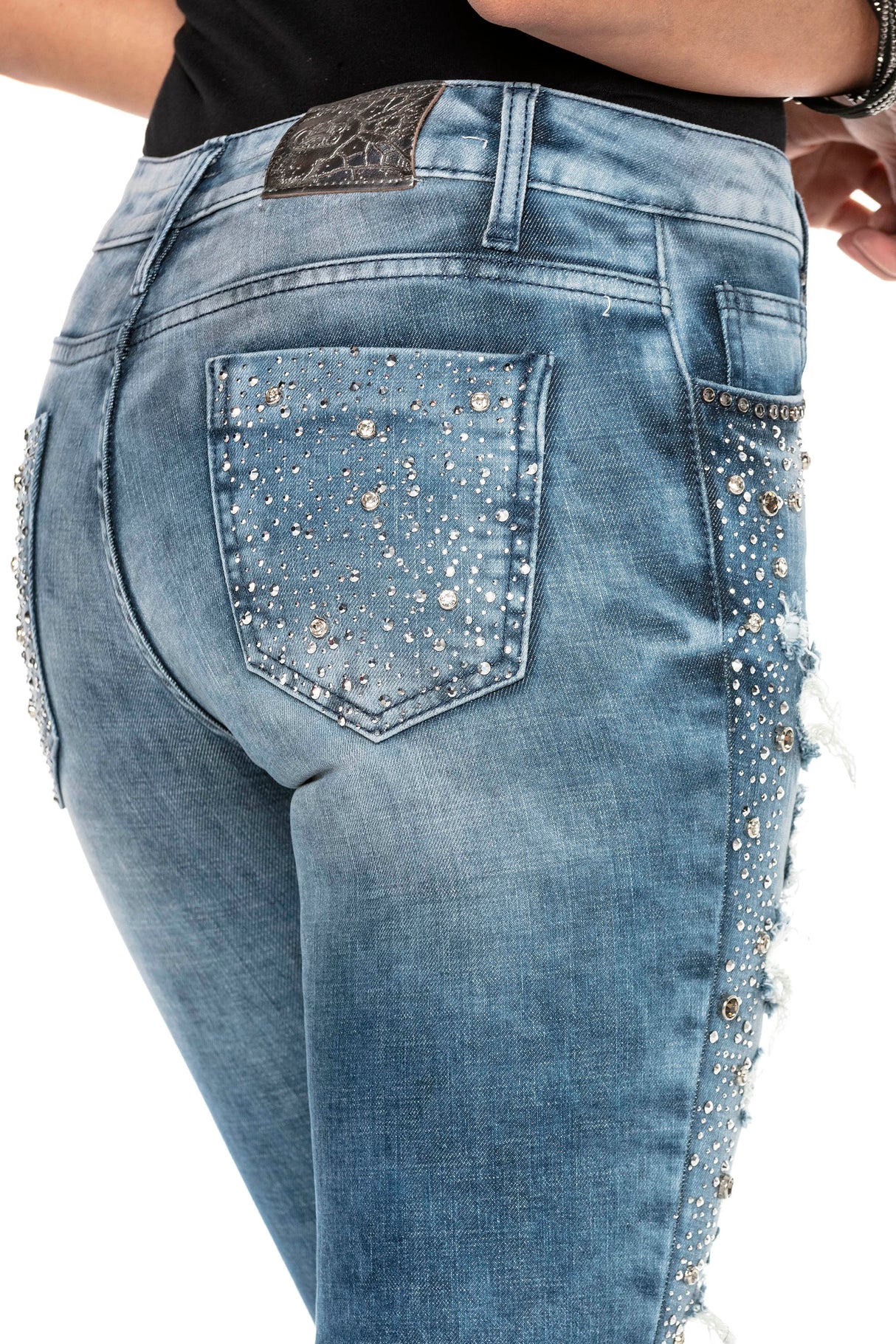 WD406 Damen Jeans – Strass-Destroyed-Style mit besonderer Waschung