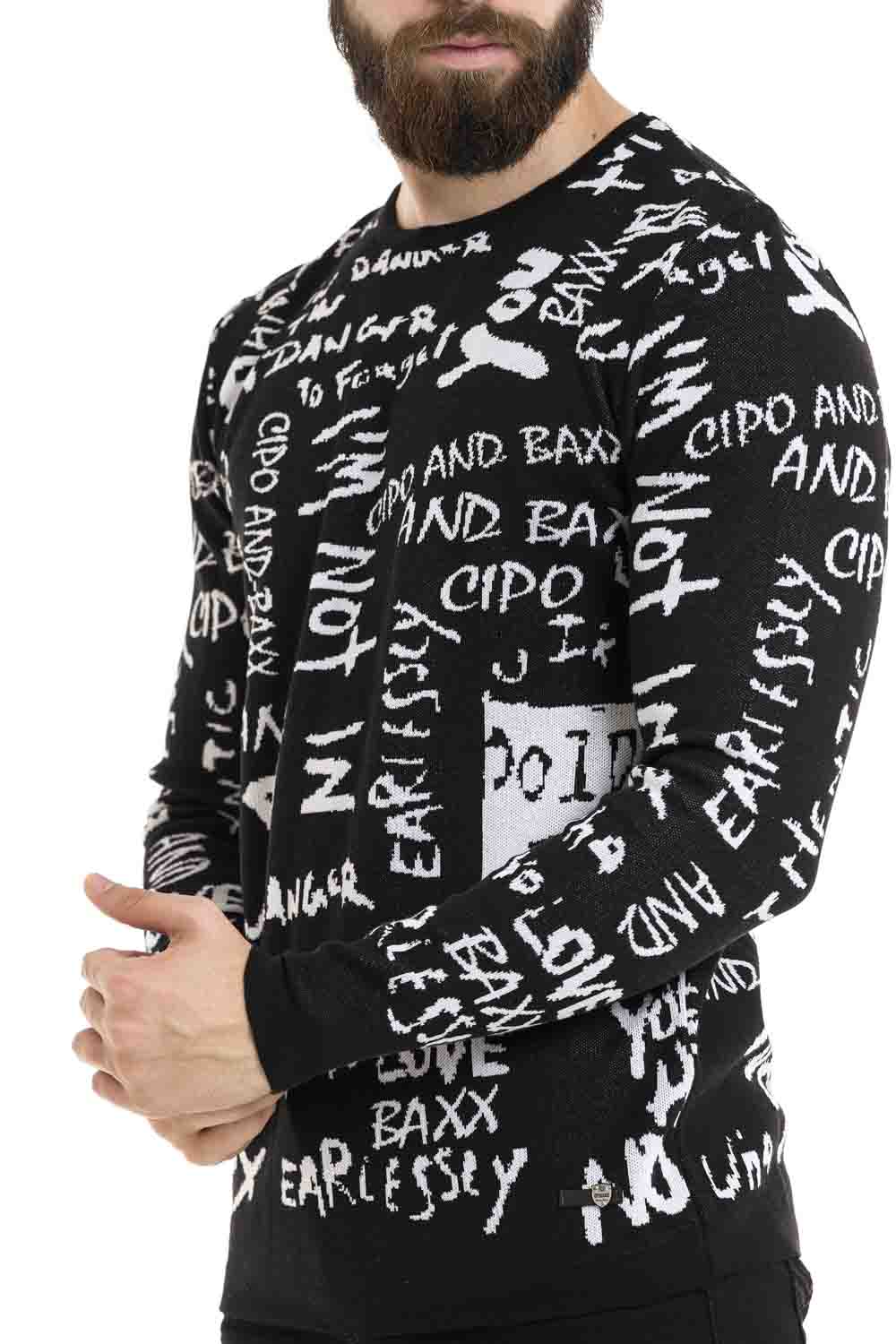 CP276 Gebreide Herentrui met trendy Letterdesign