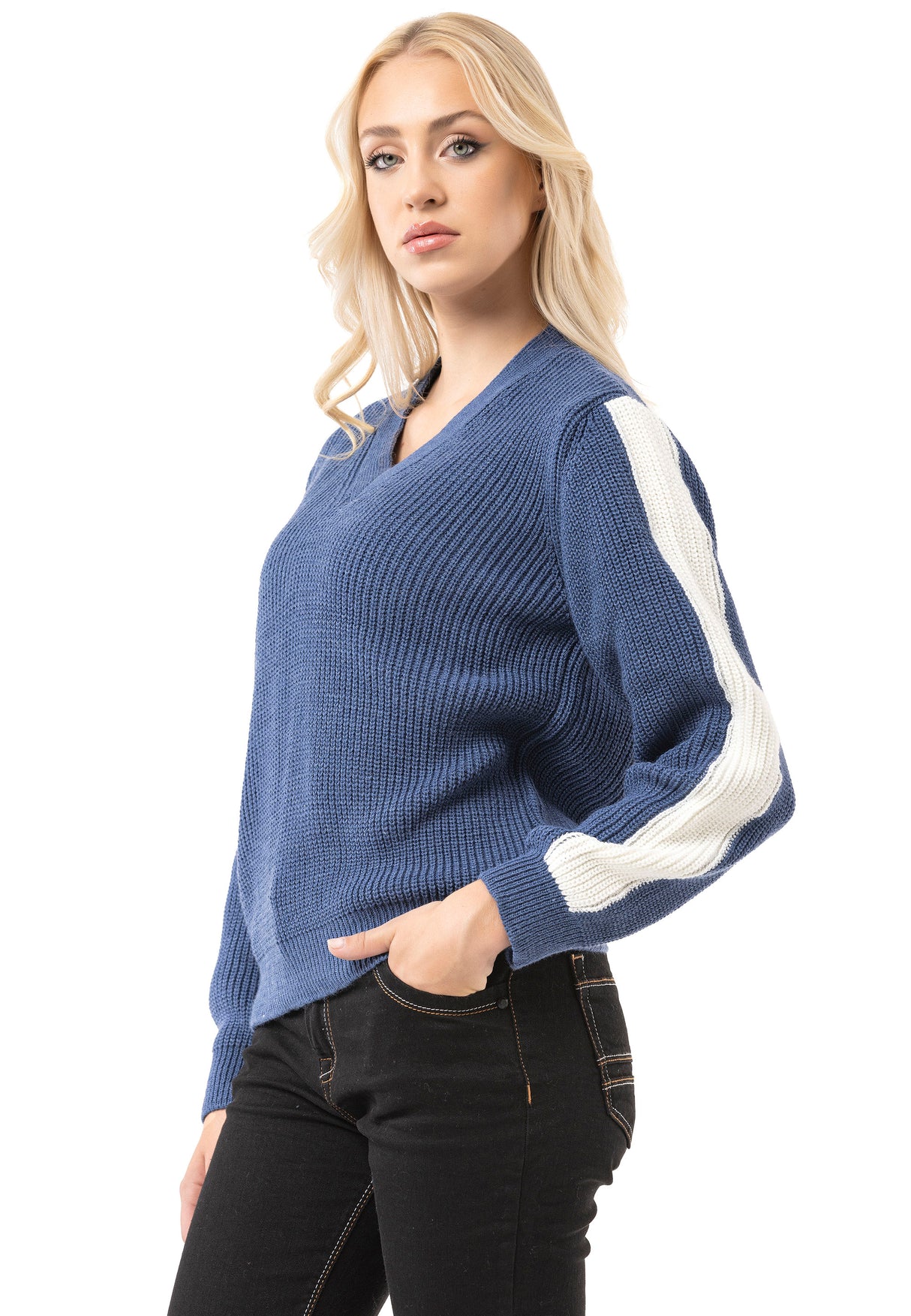Pull en maille pour femme WP260 – Pull à col en V avec structure côtelée et détails rayés sur les manches | Look décontracté intemporel pour le quotidien et les loisirs