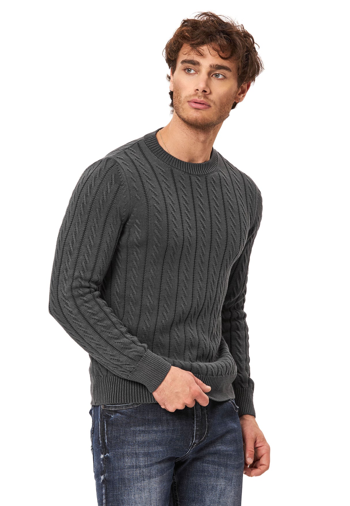 CP285 Men knitted sweater – classic style & comfortable to wear
