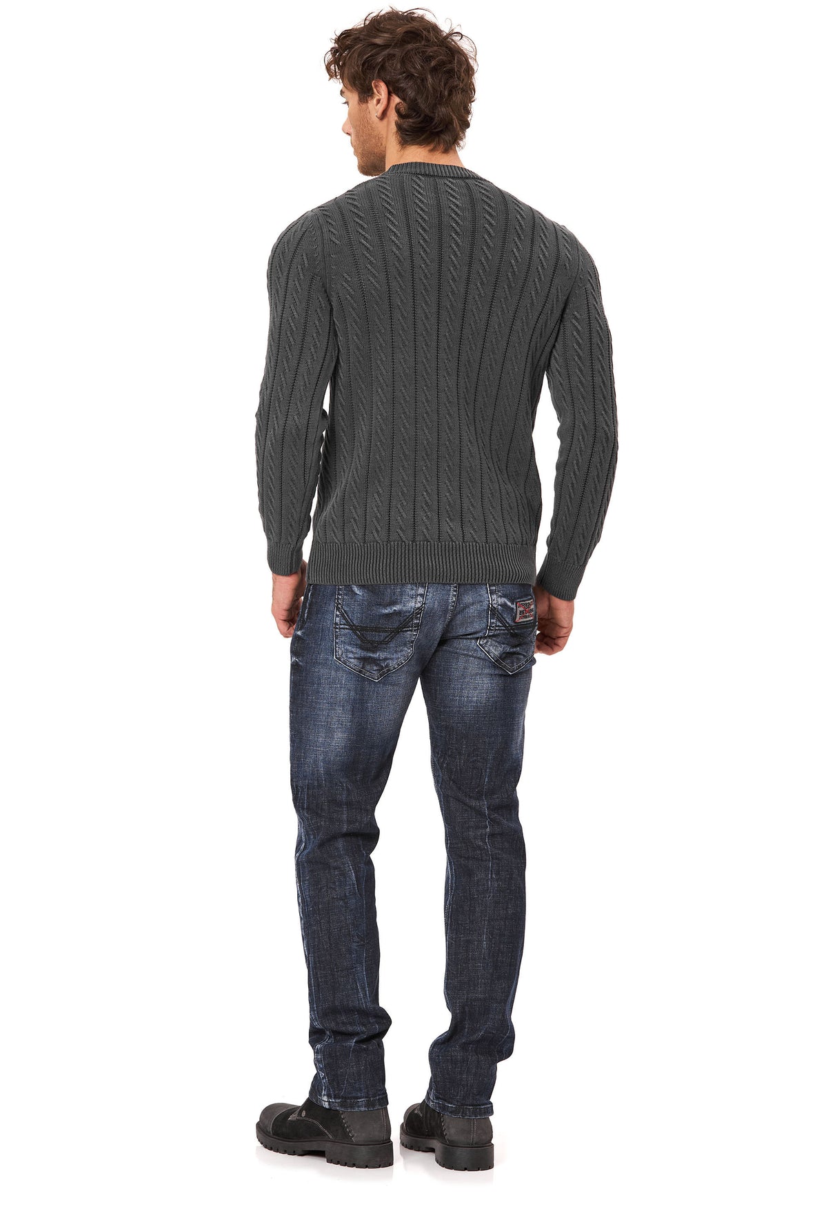CP285 Men knitted sweater – classic style & comfortable to wear