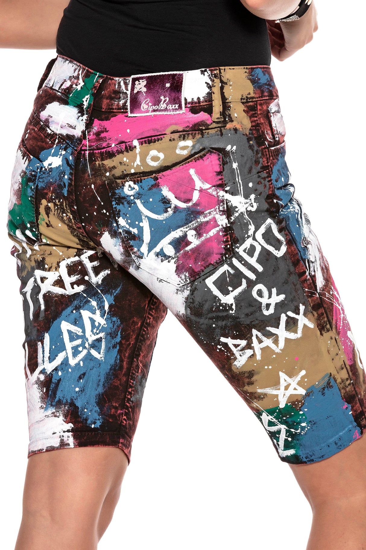 WK159 szorty damskie capri z graffiti