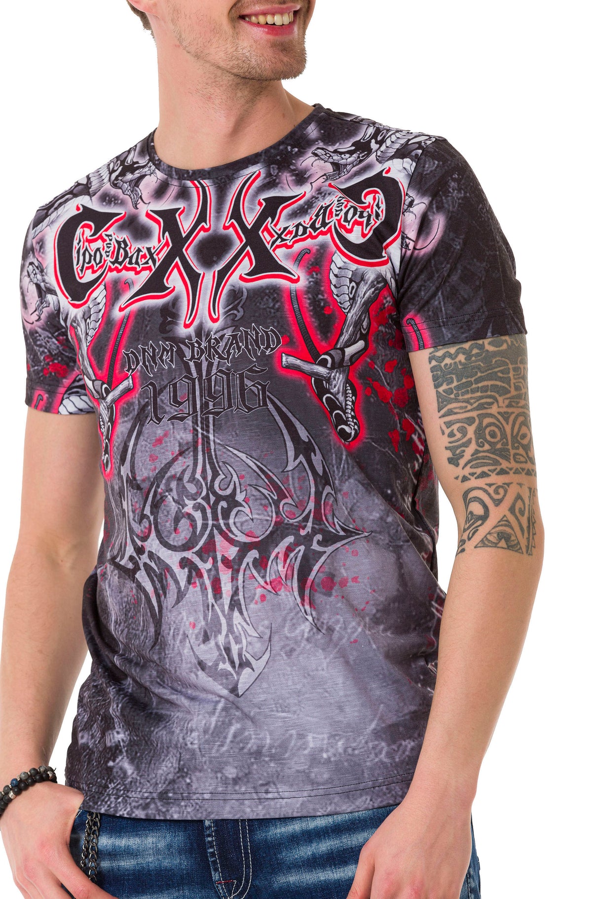 CT667 t-shirt męski z nadrukiem i kamieniami