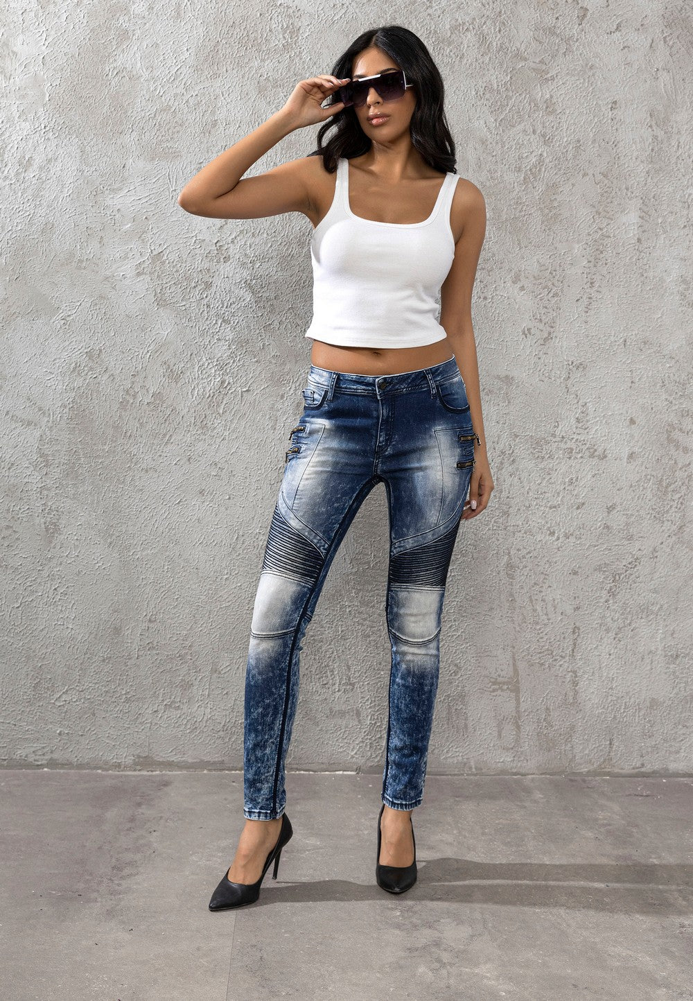 WD361 Damen Slim-Fit-Jeans mit modischen Acid-Wash-Details in Skinny-Fit