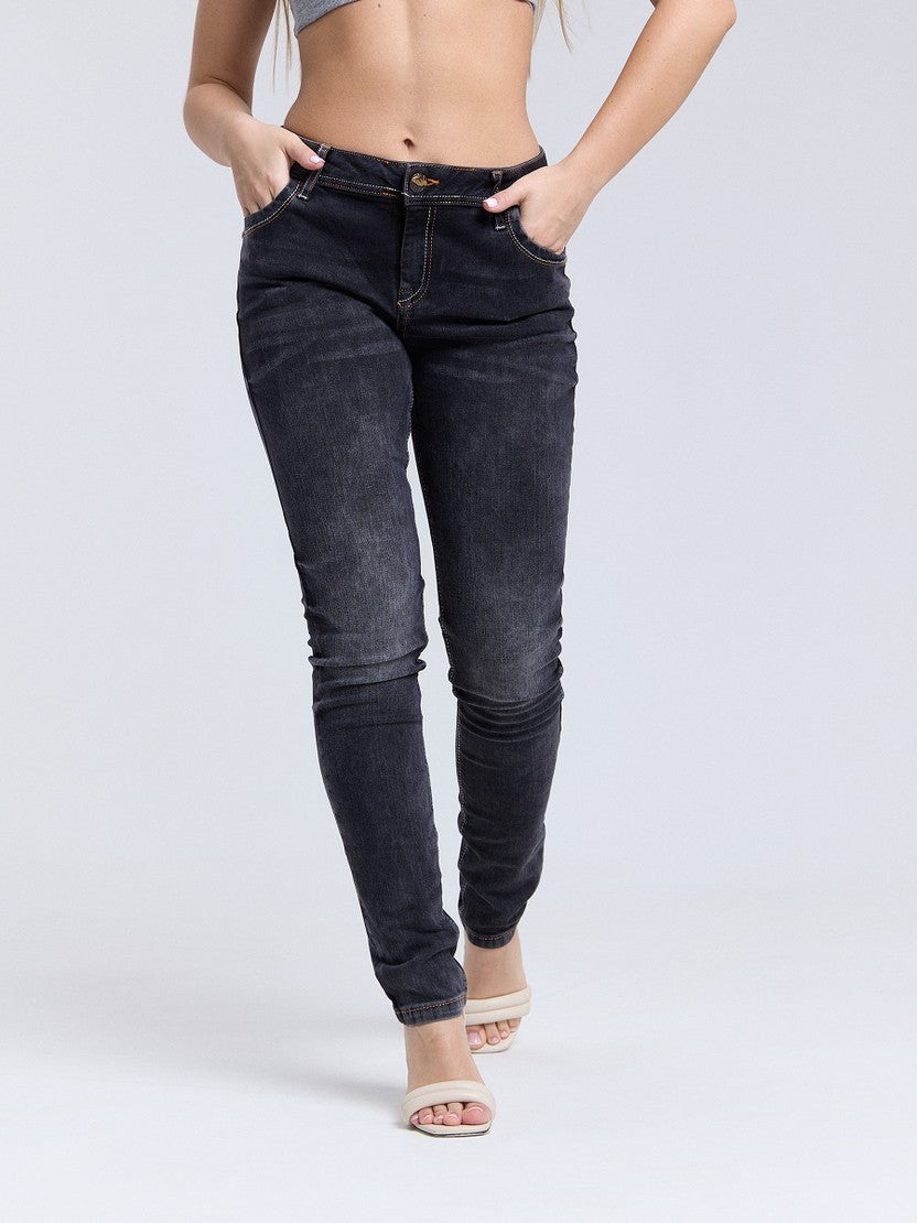WD443 Women jeans in solid look