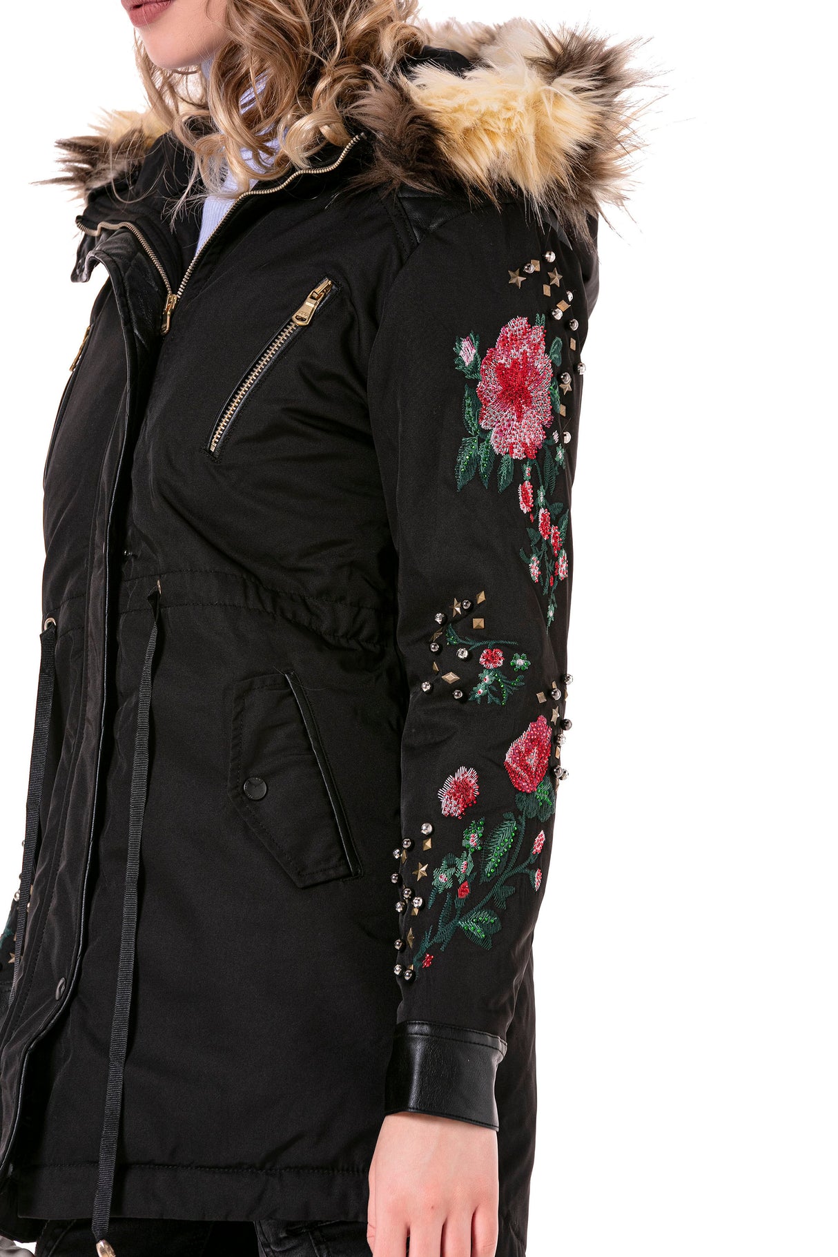 WJ136 kurtka damska z aplikacjami z kamieni