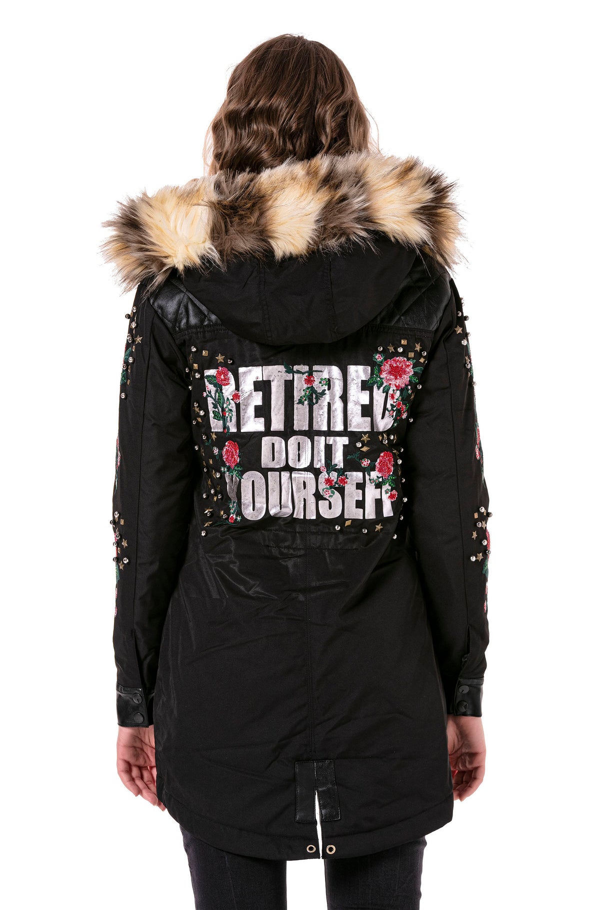 WJ136 kurtka damska z aplikacjami z kamieni