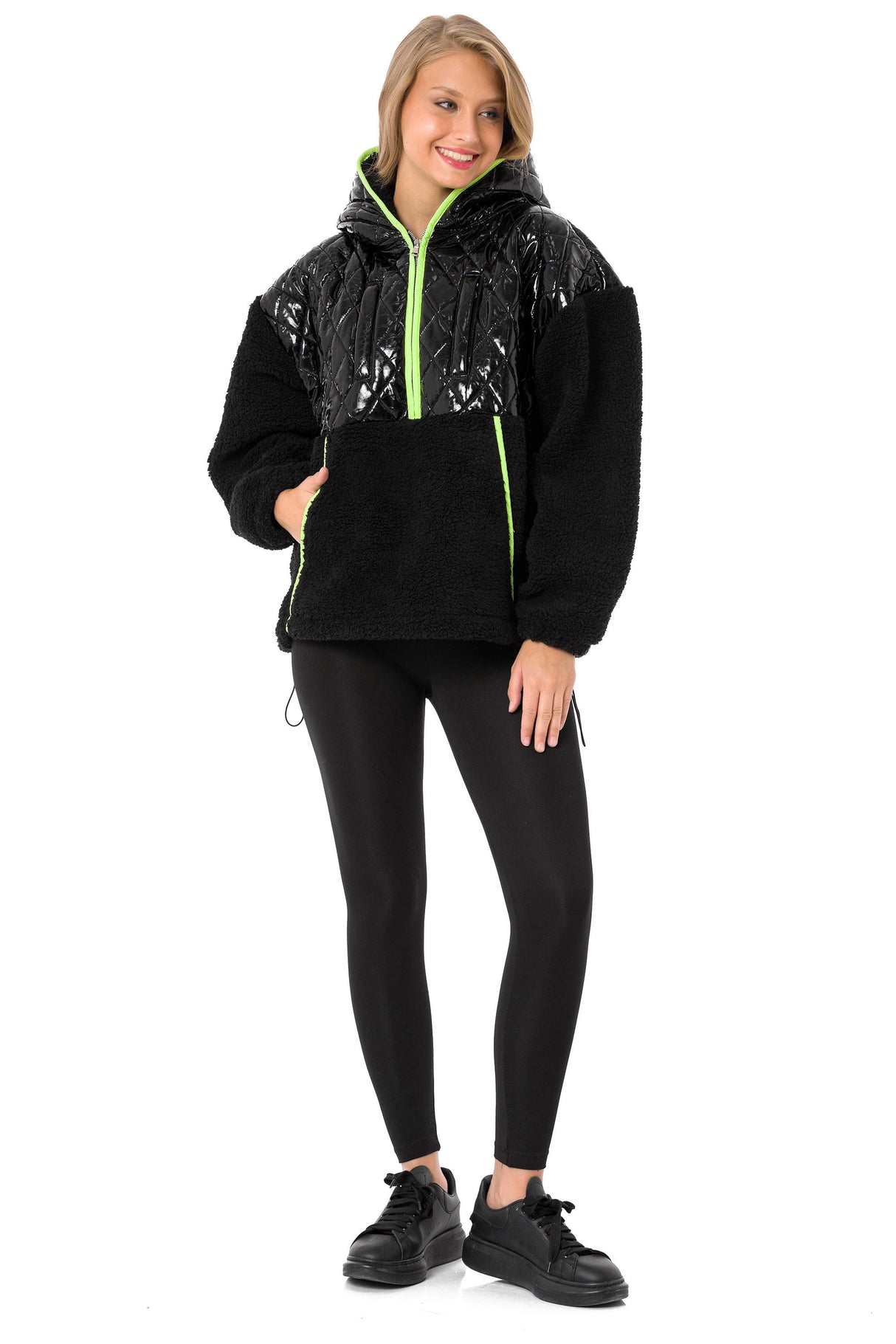 WL333 bluza damska z pikowanym błyszczącym elementem