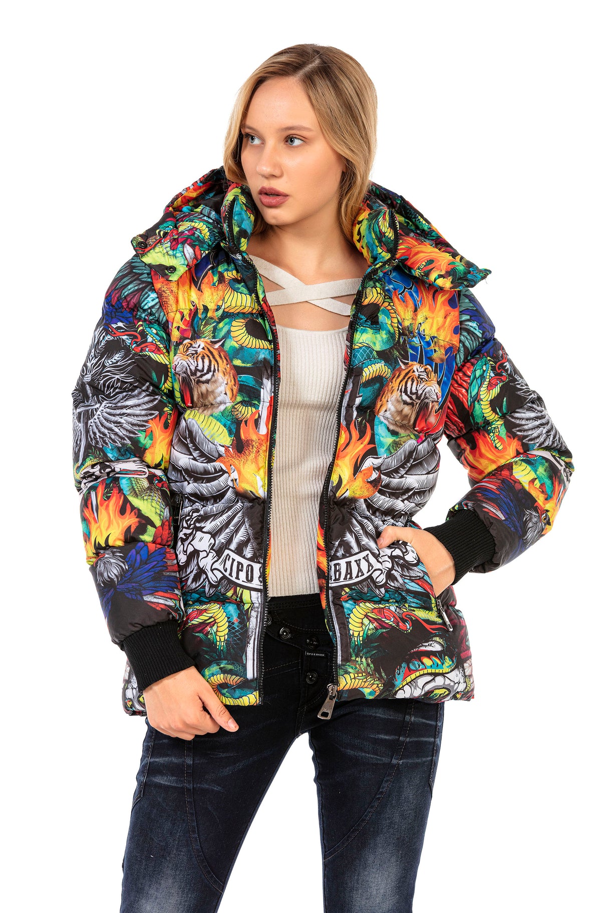 WM131 kurtka damska zimowa z kolorowym nadrukiem