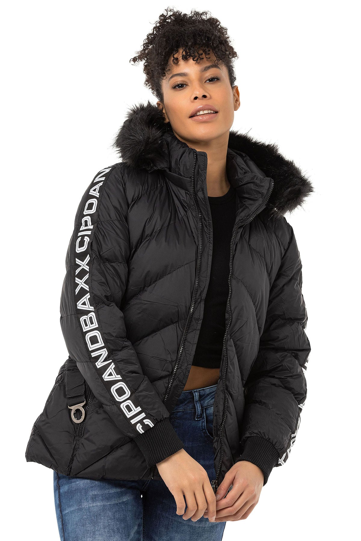 WM133 kurtka damska z paskiem