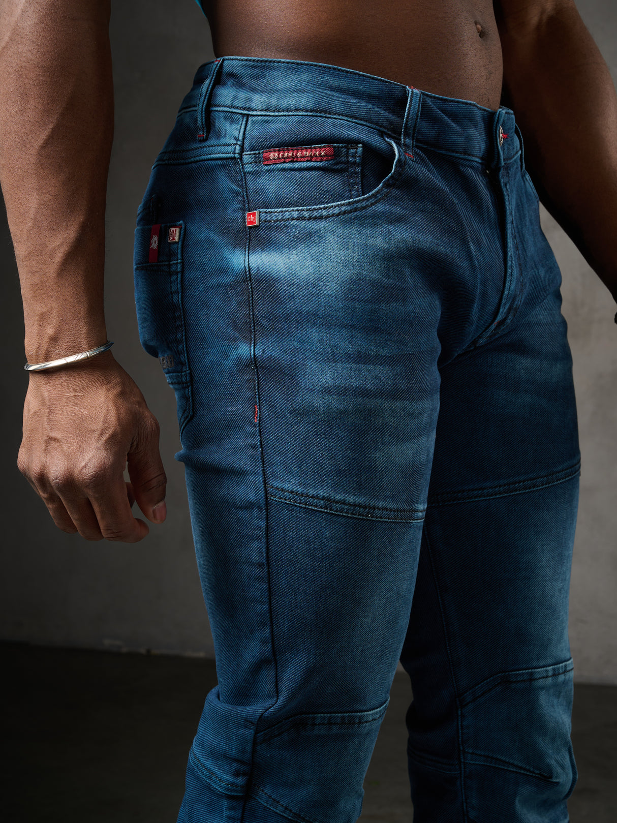 CD699 Herren Straight Fit-Jeans mit cooler Used-Waschung