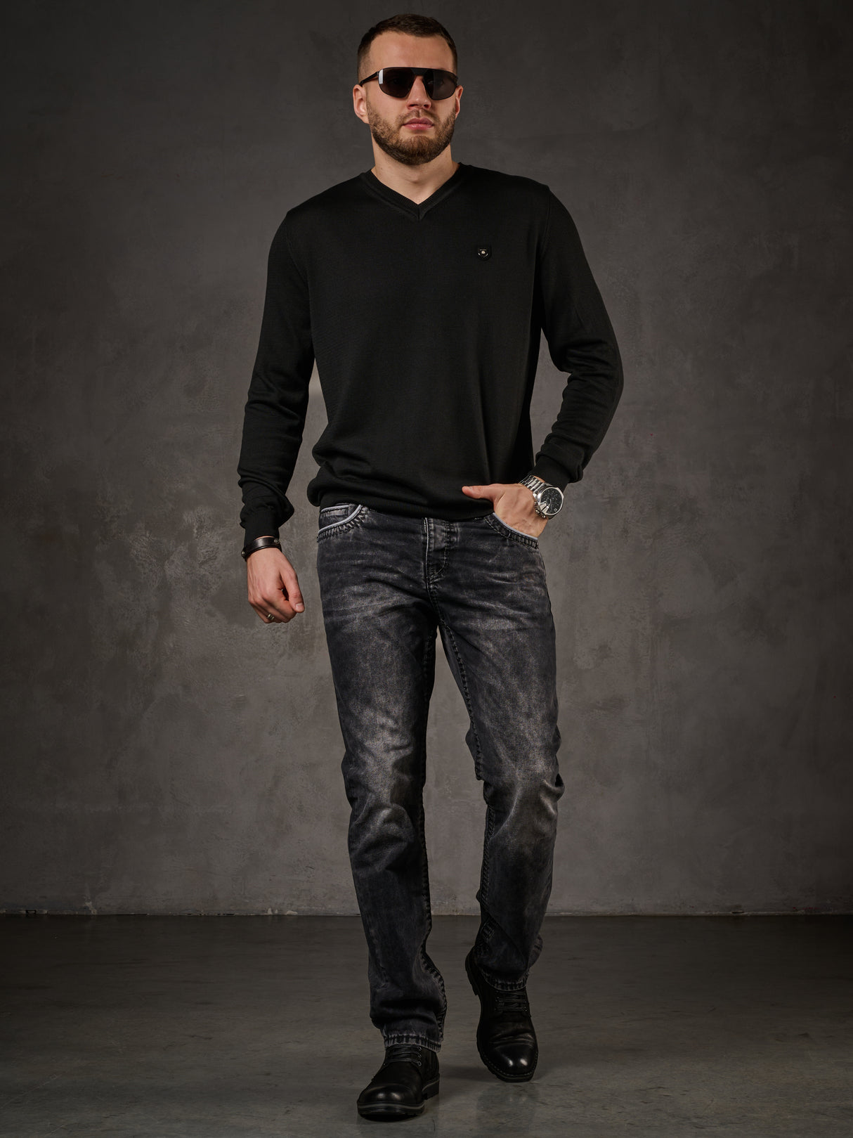 CP242 Pull pour hommes noirs