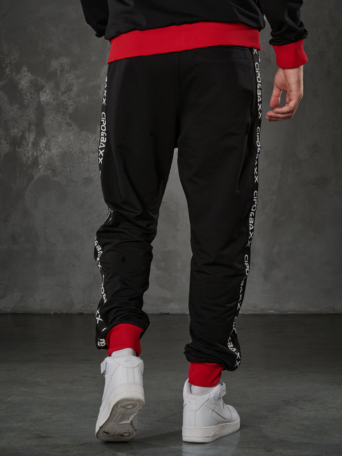 Clr131 abita da jogging da uomo, in look cool