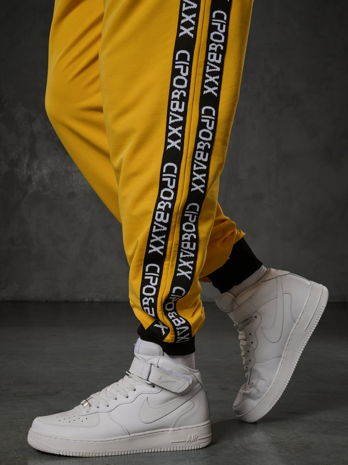 Clr131 abita da jogging da uomo, in look cool