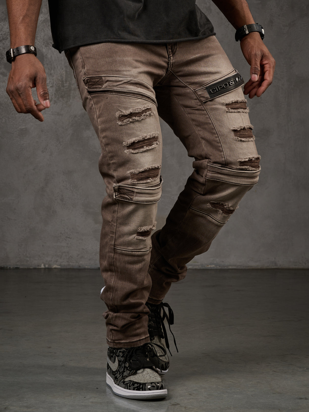 CD555 Herren Slim-Fit-Jeans im modischem Destroyed-Look