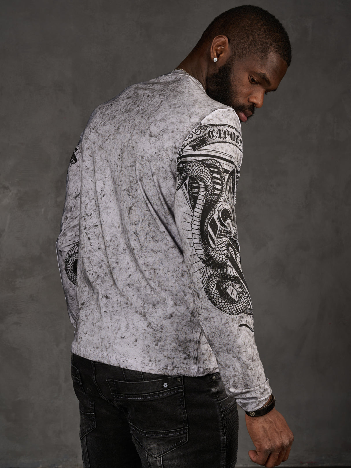 CL449 Herren Langarmshirt mit großem Print