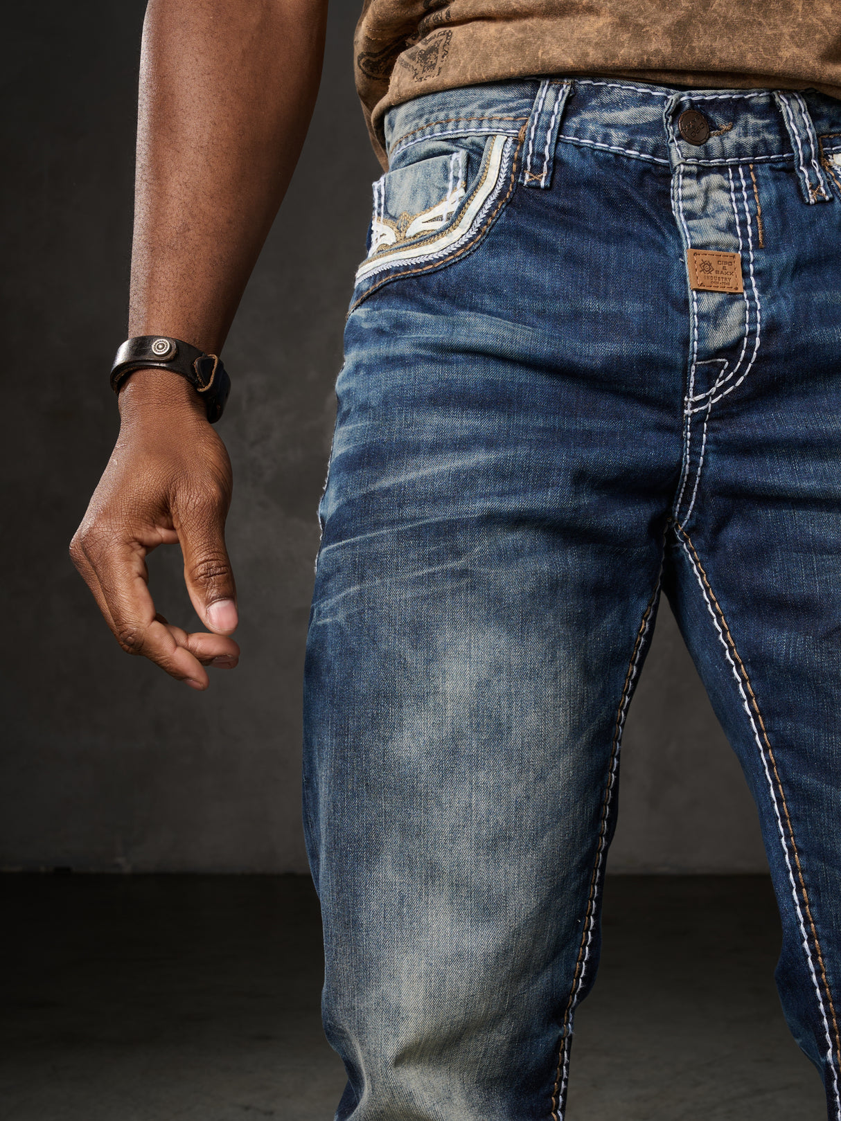 CD287 Herren bequeme Jeans mit Waschungen in Straight Fit