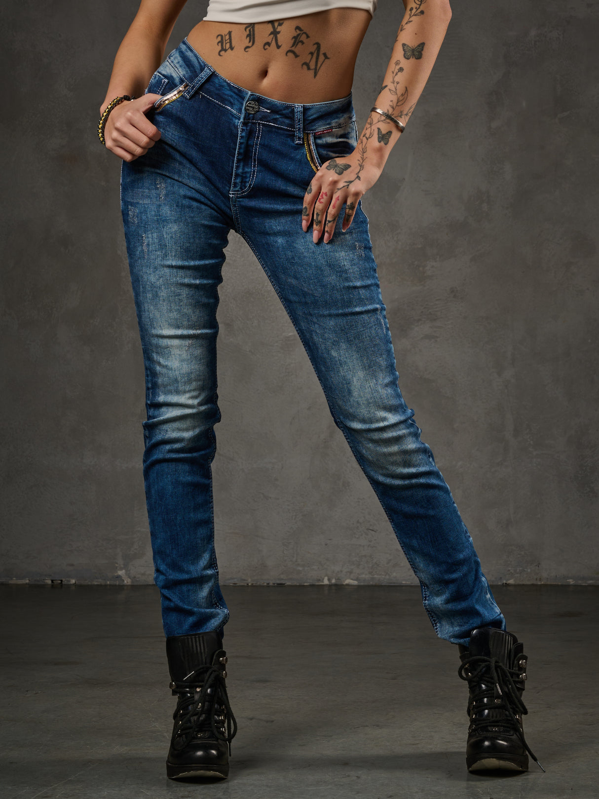 WD402 WOMEN JEANS