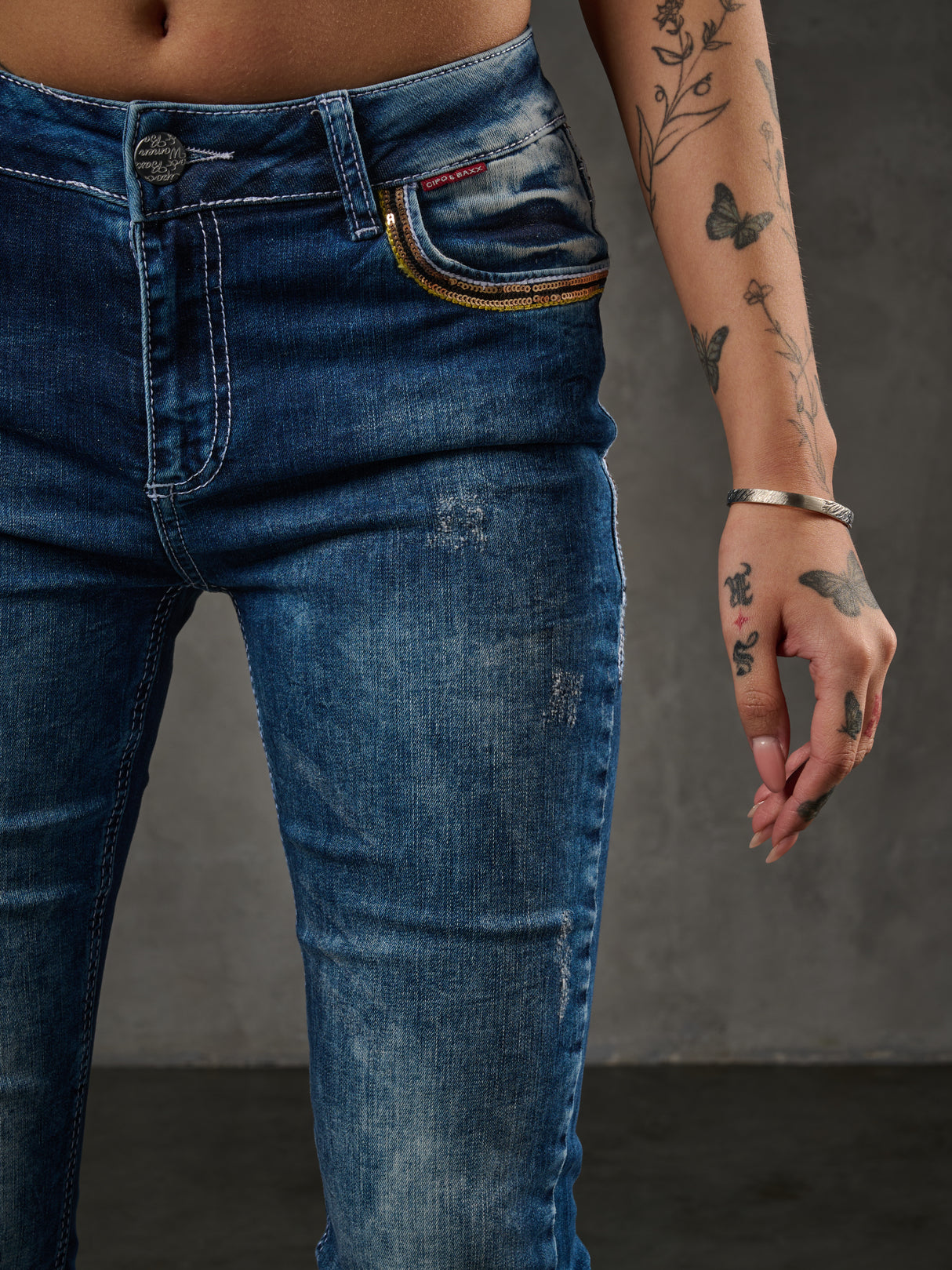 WD402 WOMEN JEANS