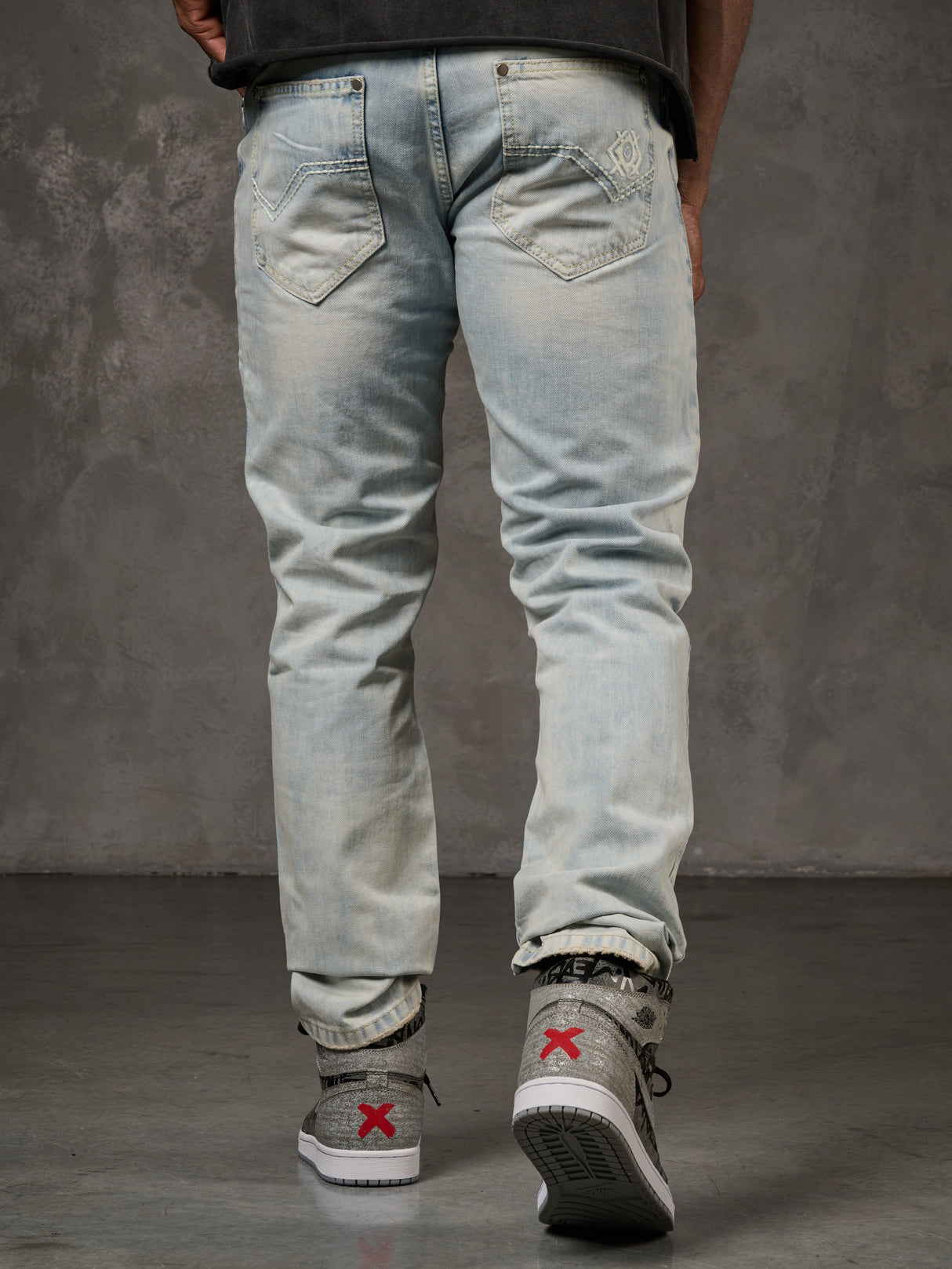 CD319X Herren bequeme Jeans in Straight Fit