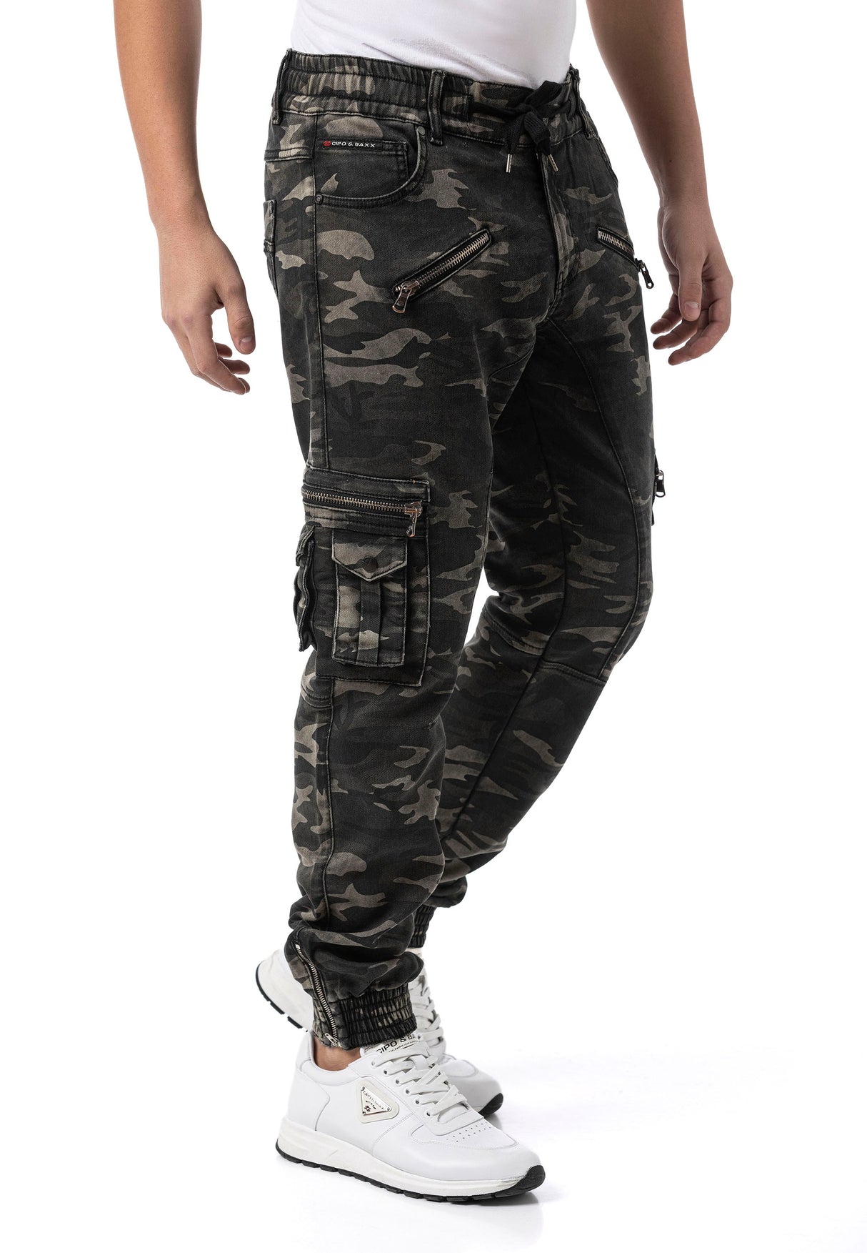 CD908 Męskie Spodnie Jogger Cargo w Kamuflażu z Zamkami i Wieloma Kieszeniami

