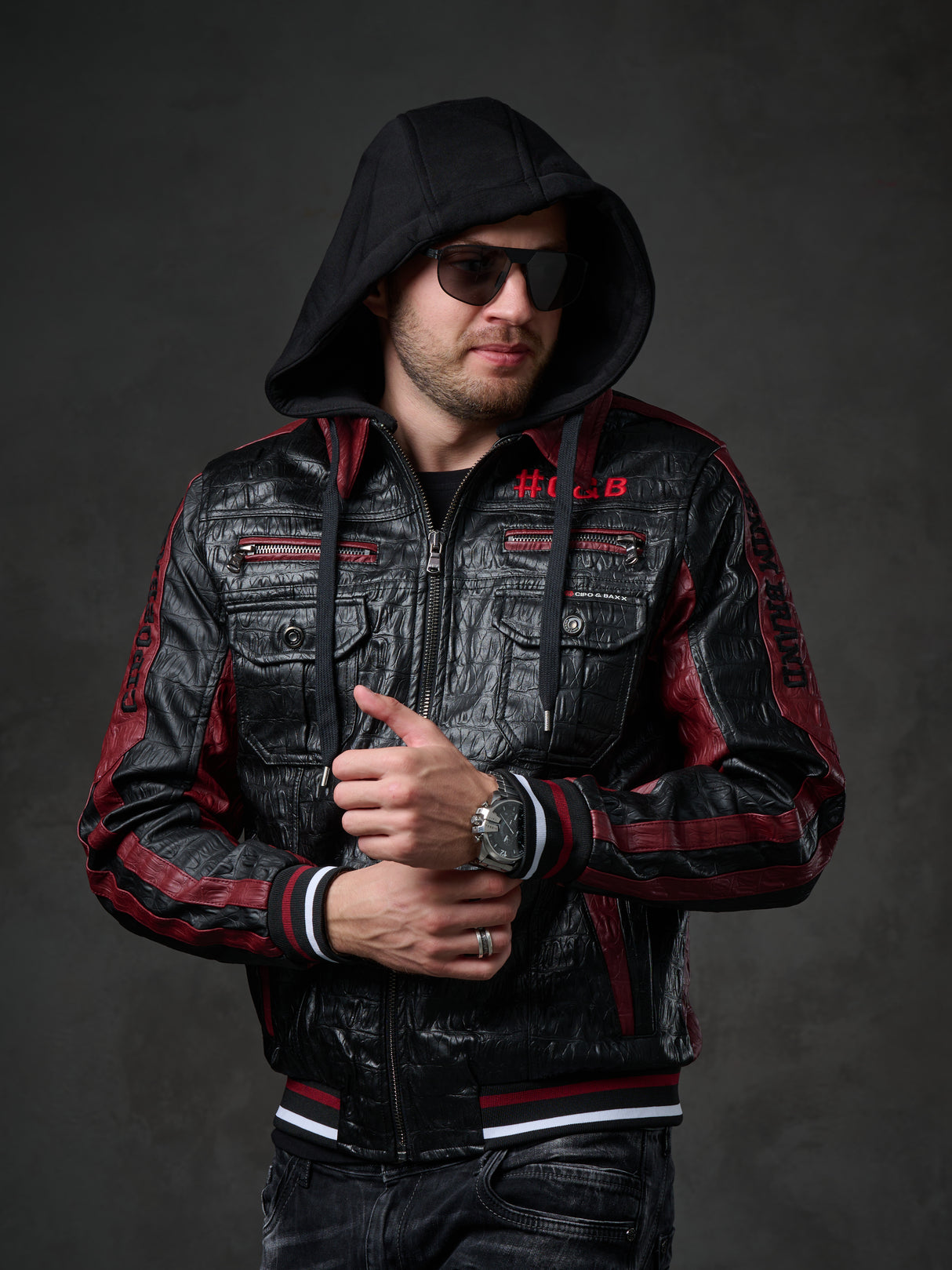 CJ284 men's synthetic leather jacket hooded in a cool look